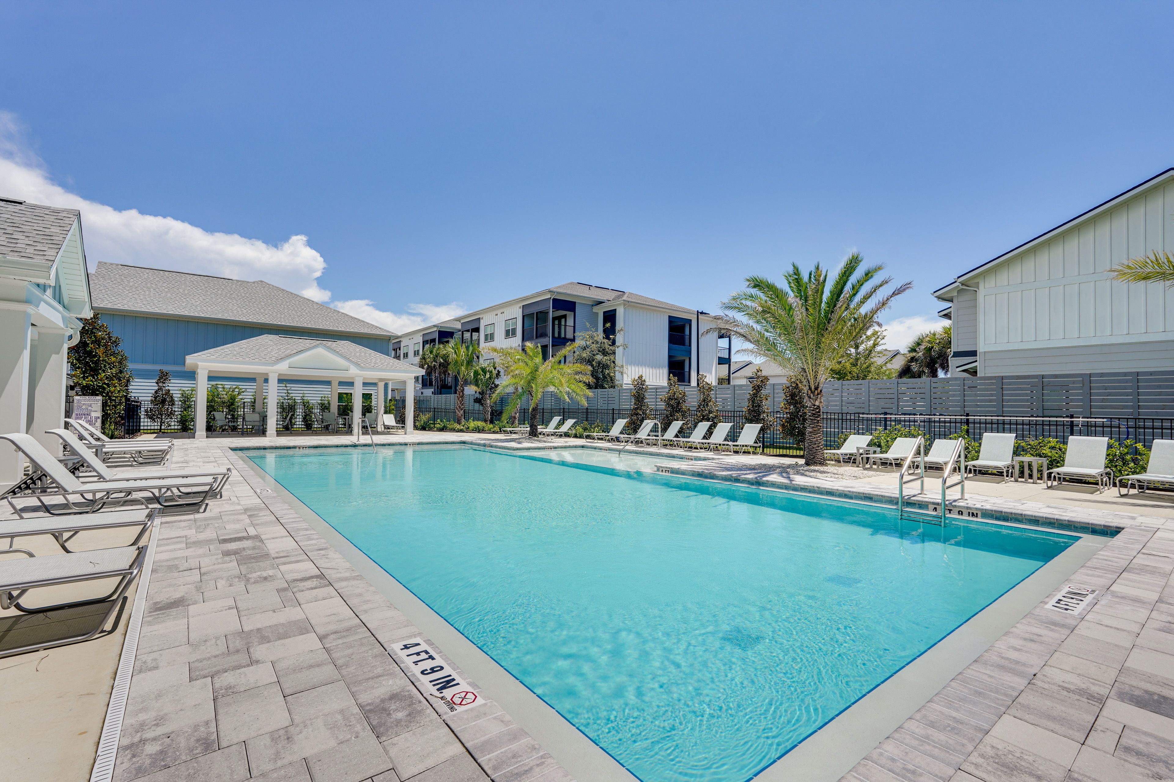 Seagate at Clara | Community Pool