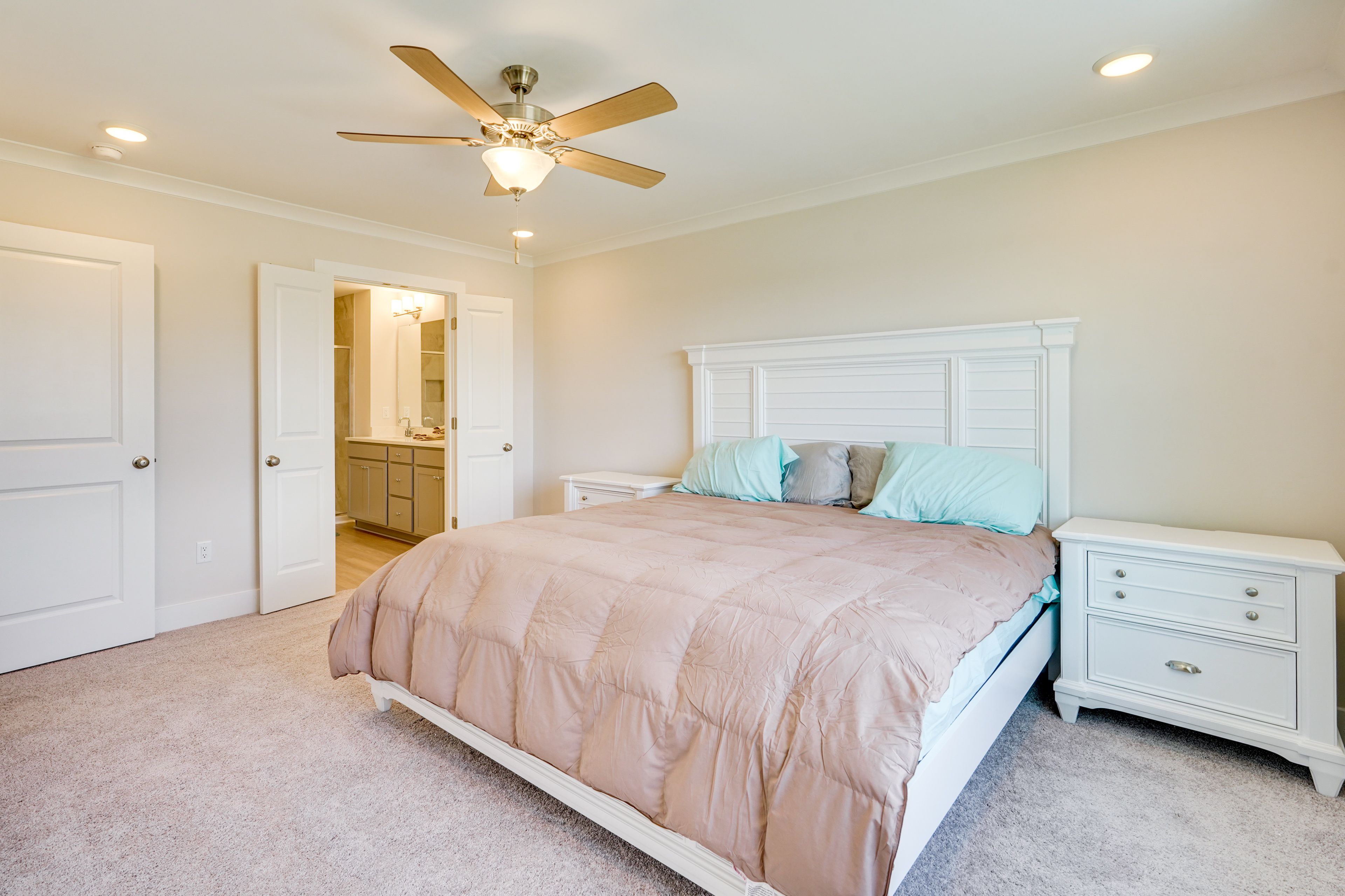 Bedroom 2 | King Bed | 3rd Floor | Linens Provided
