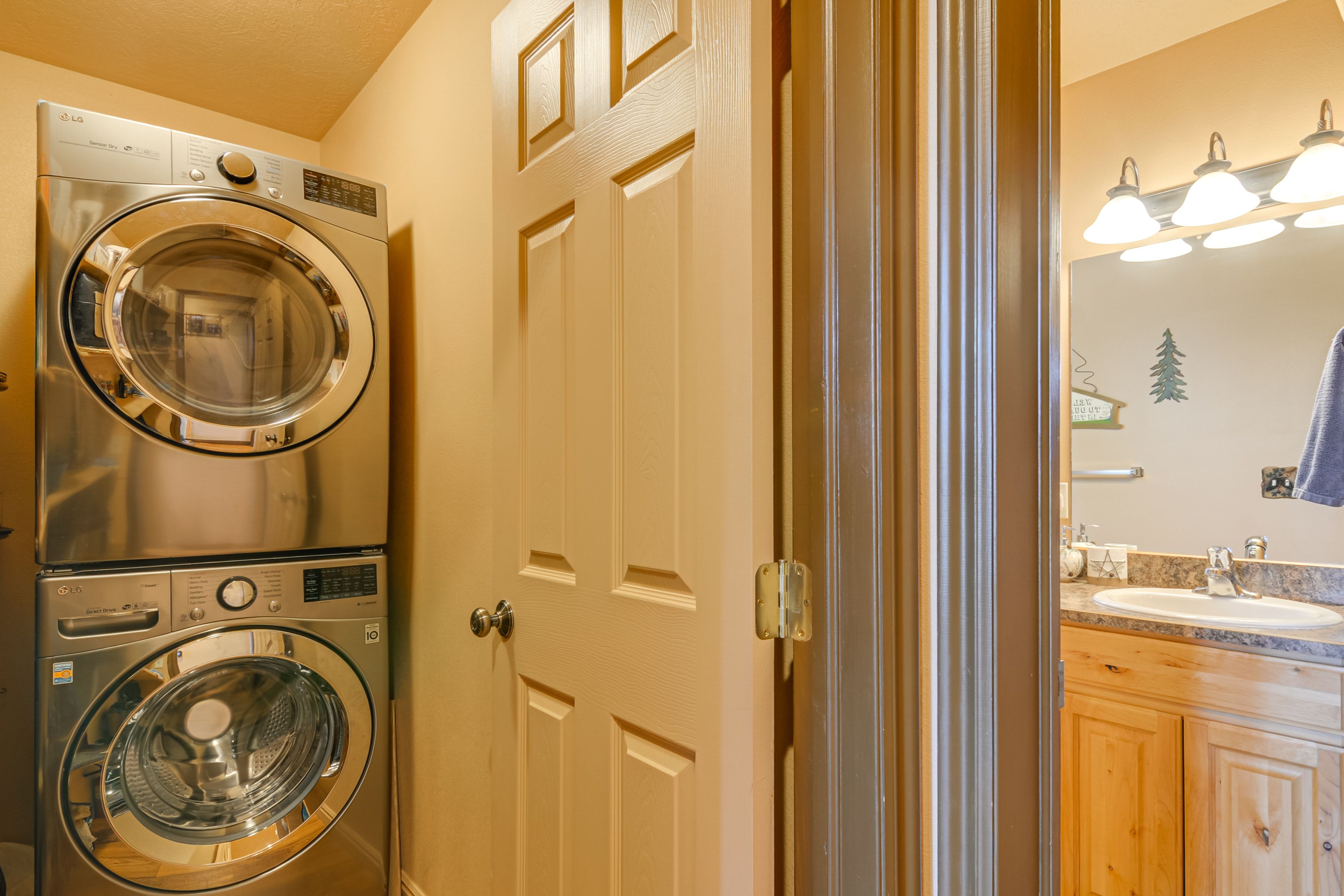 Laundry Room | 1st Floor