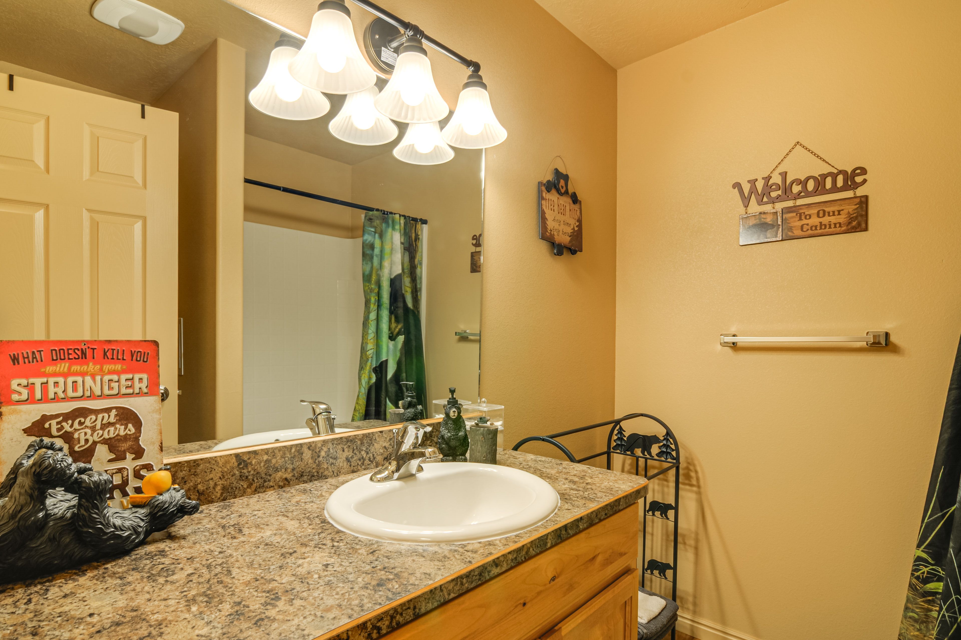Full Bathroom | Basement
