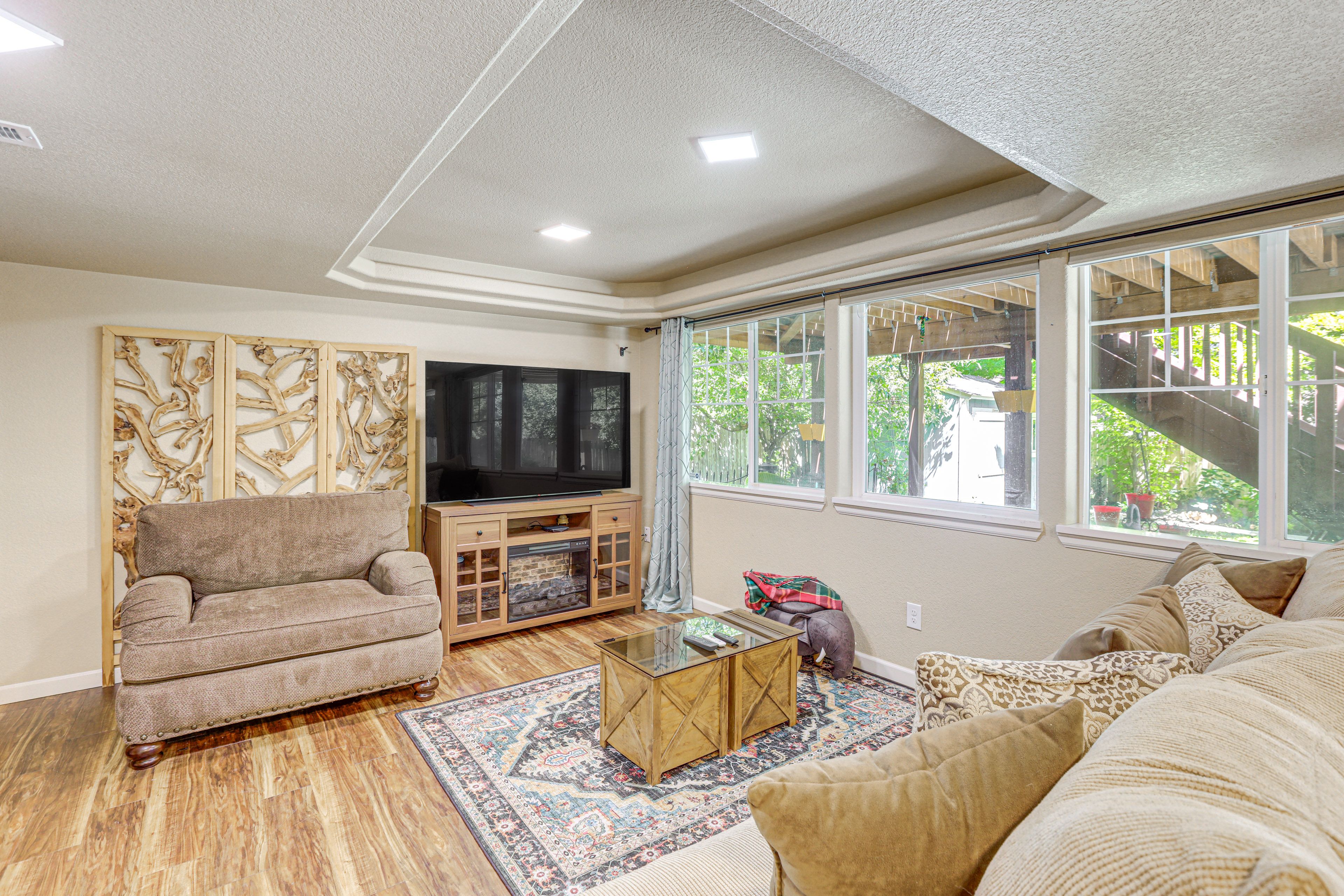 Aurora Vacation Rental | 1BR | 1BA | 800 Sq Ft | Exterior Steps to Access