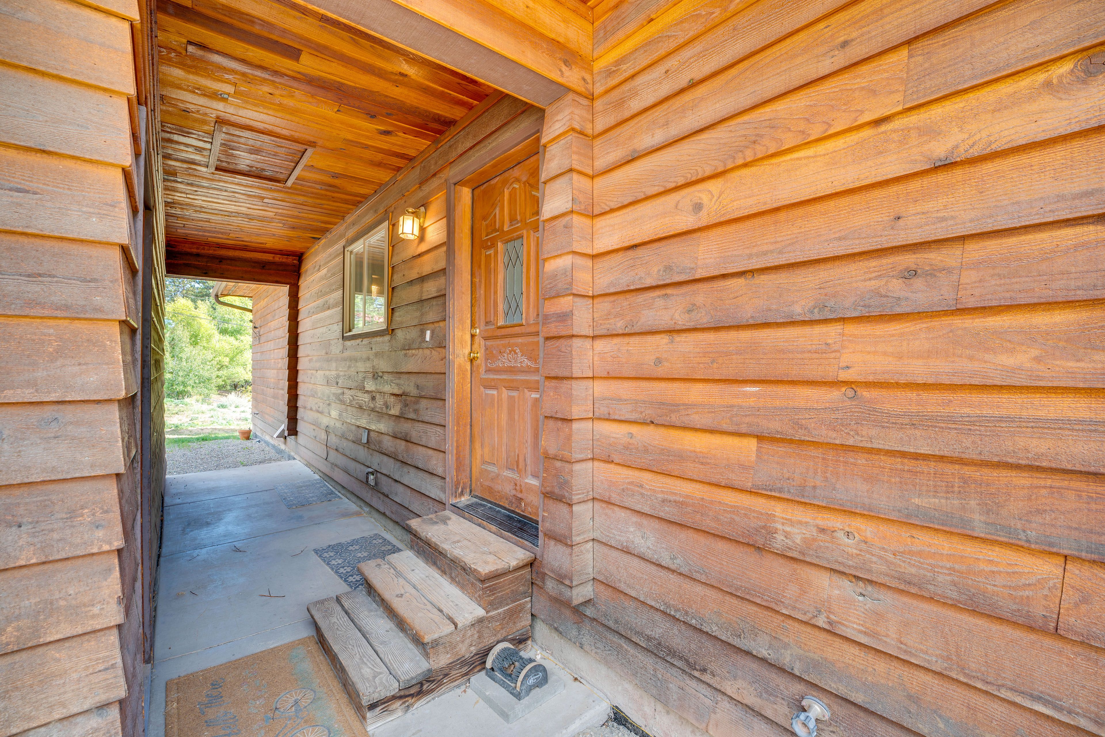 House Exterior | Keyless Entry