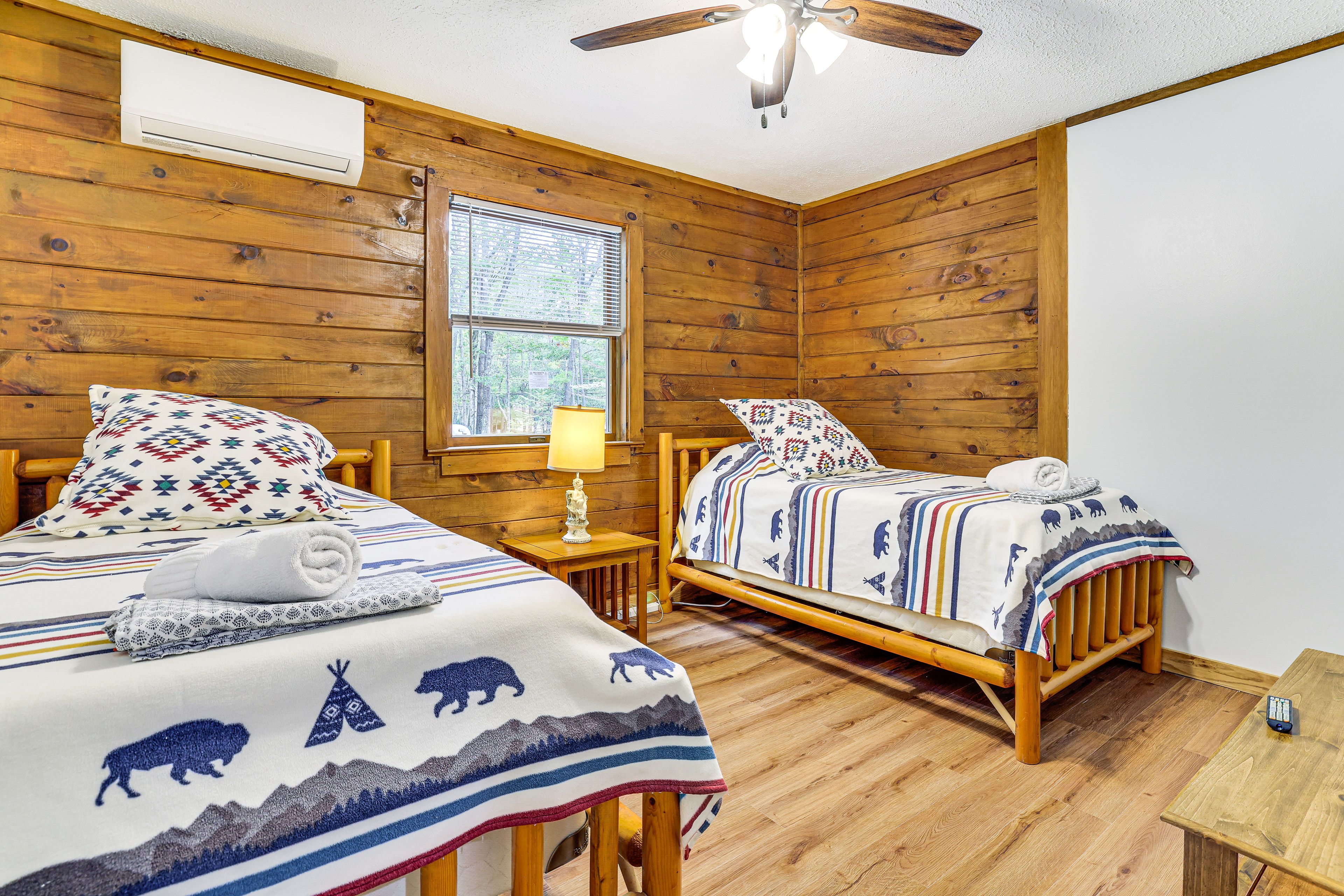 Bedroom 3 | 2 Twin Beds