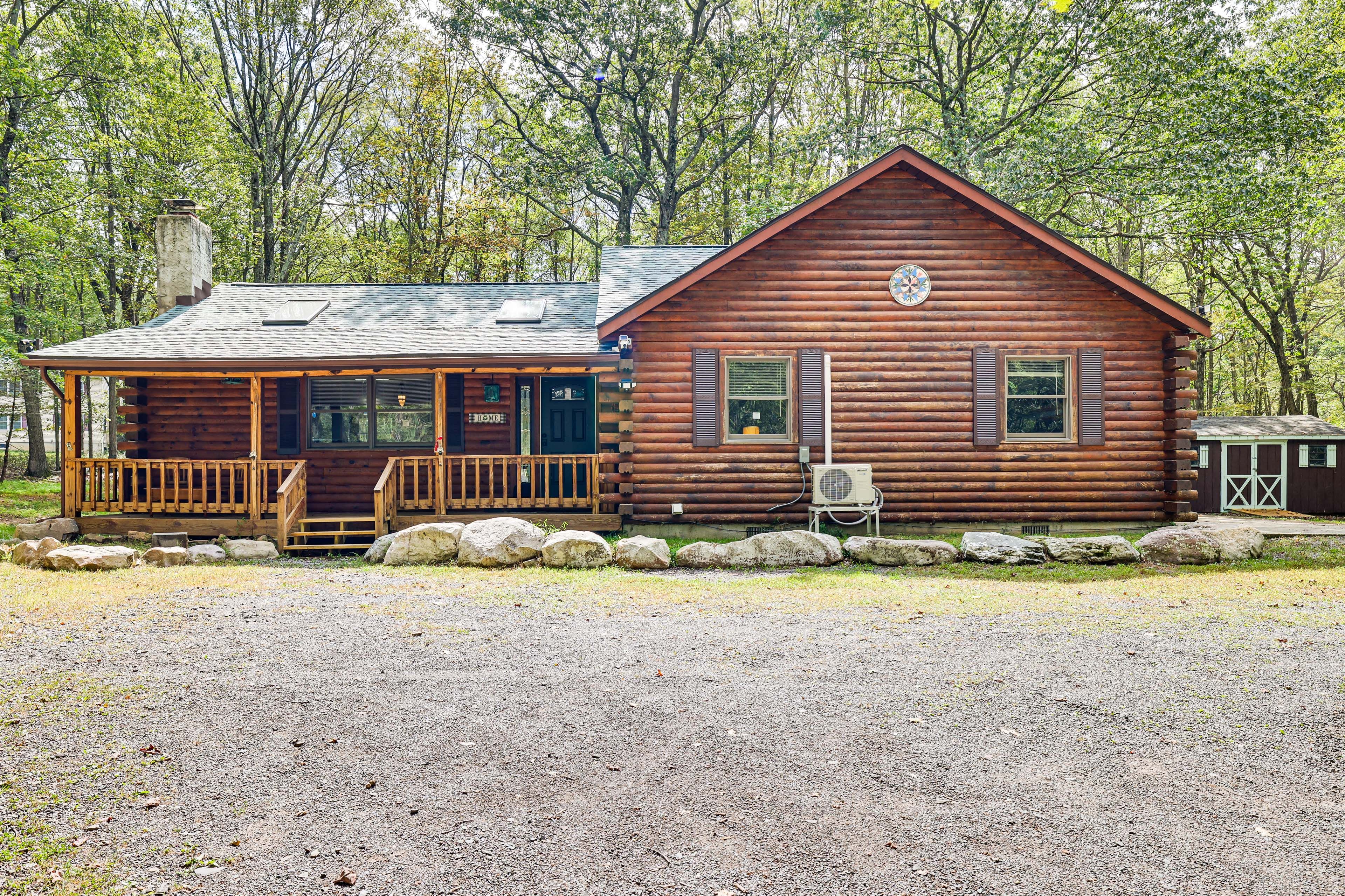 Long Pond Vacation Rental | 3BR | 2BA | 1,350 Sq Ft | 3 Steps to Enter