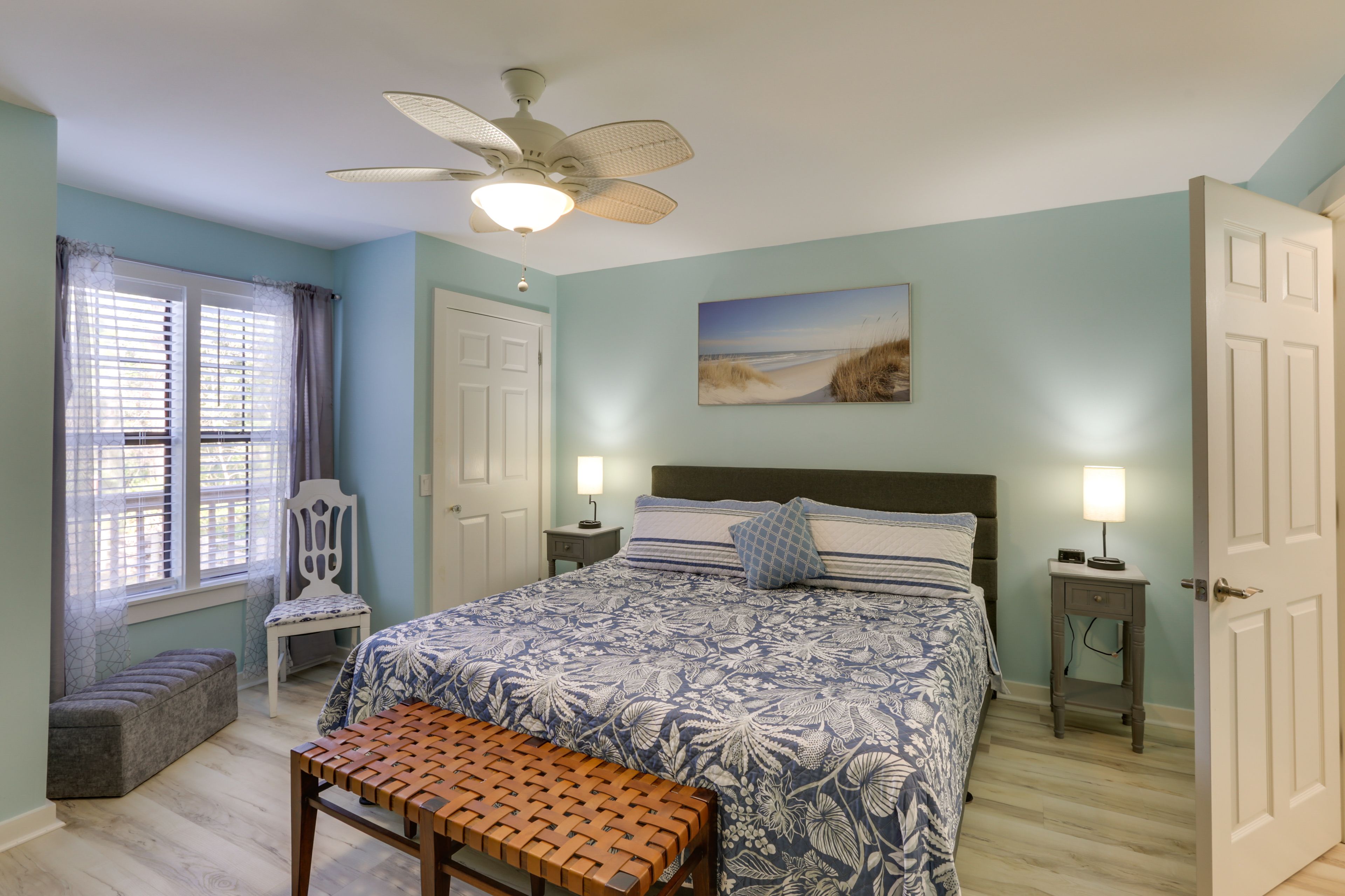 Bedroom 1 | King Bed