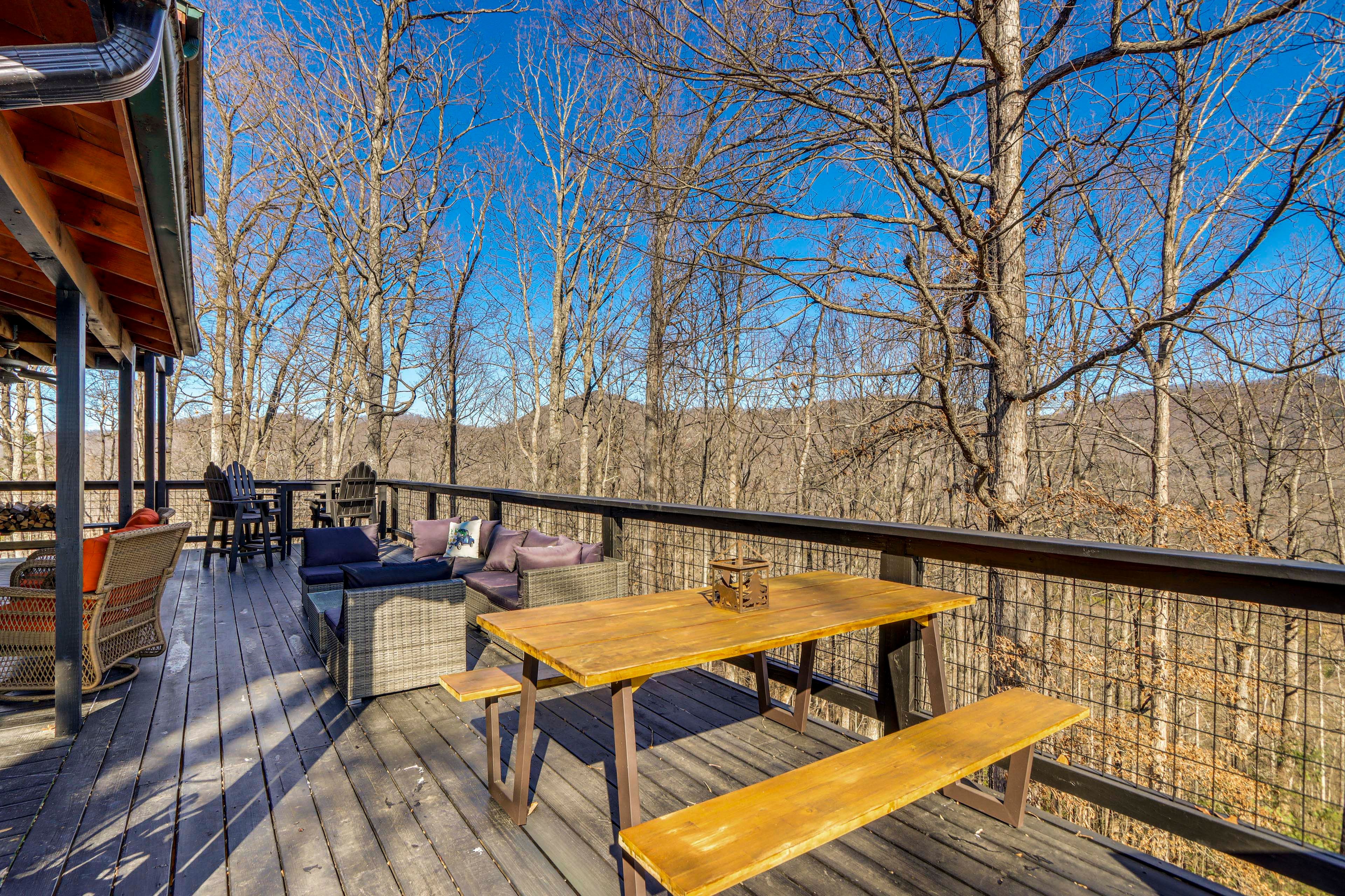 Blairsville Vacation Rental | 3BR | 3BA | 2,400 Sq Ft