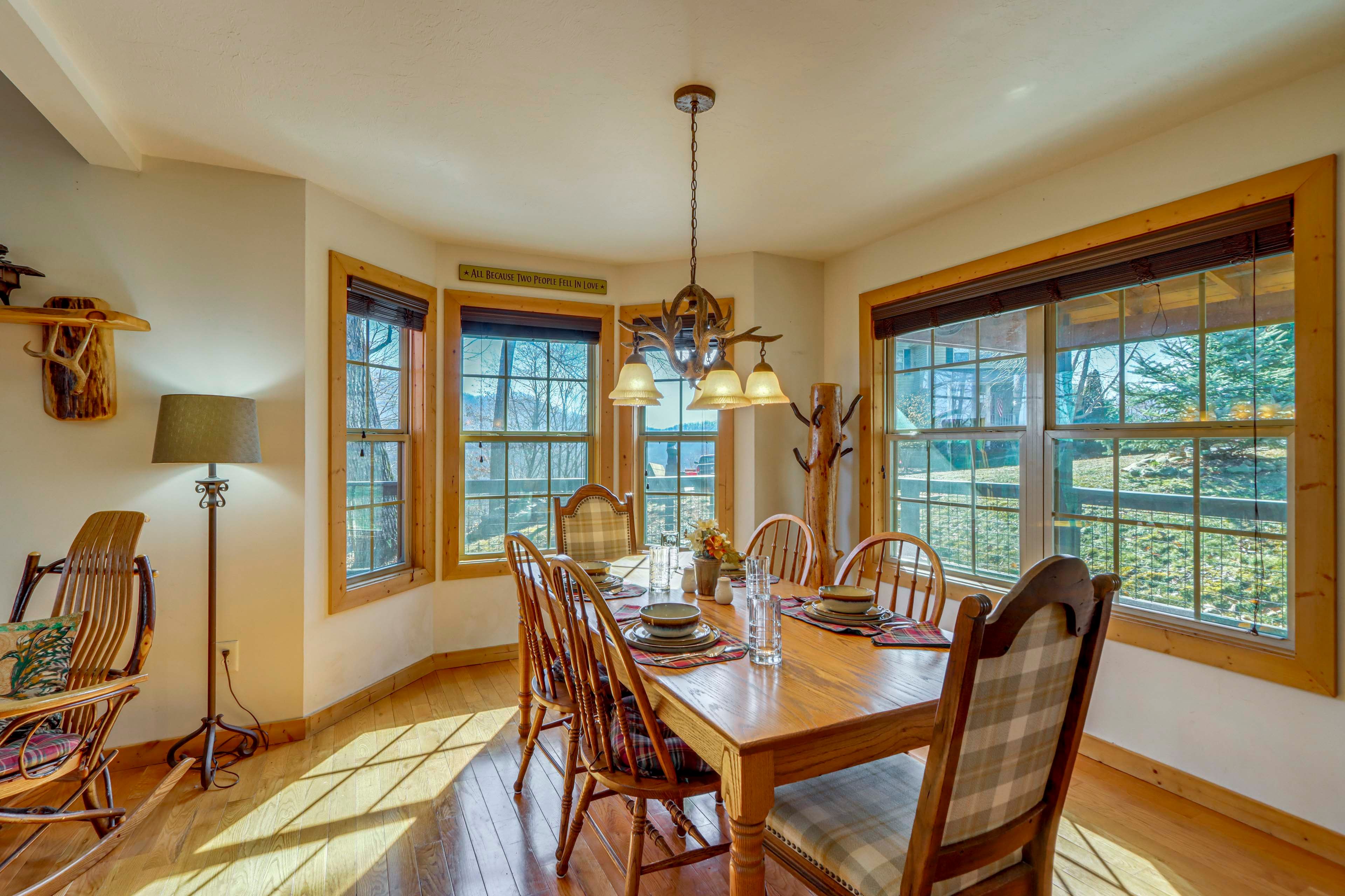 Dining Area | 1st Floor