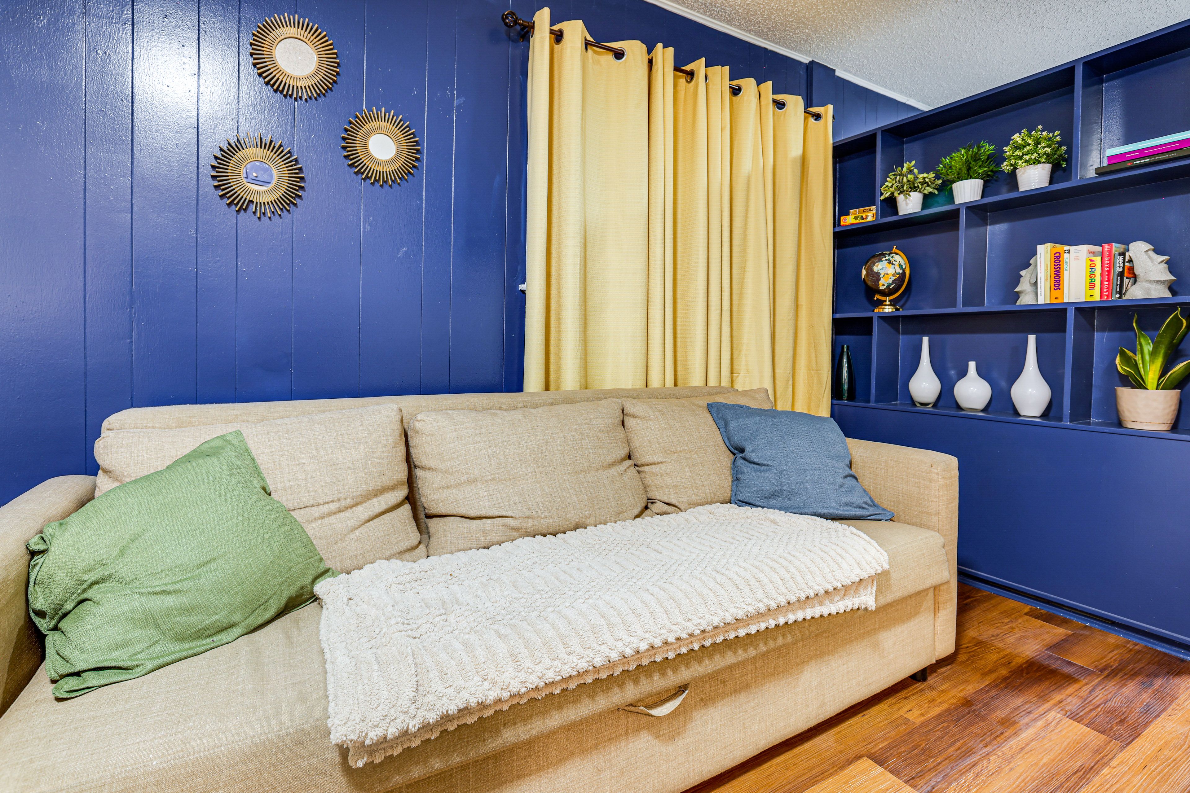 Austin Vacation Rental | Studio | 1BR | 450 Sq Ft