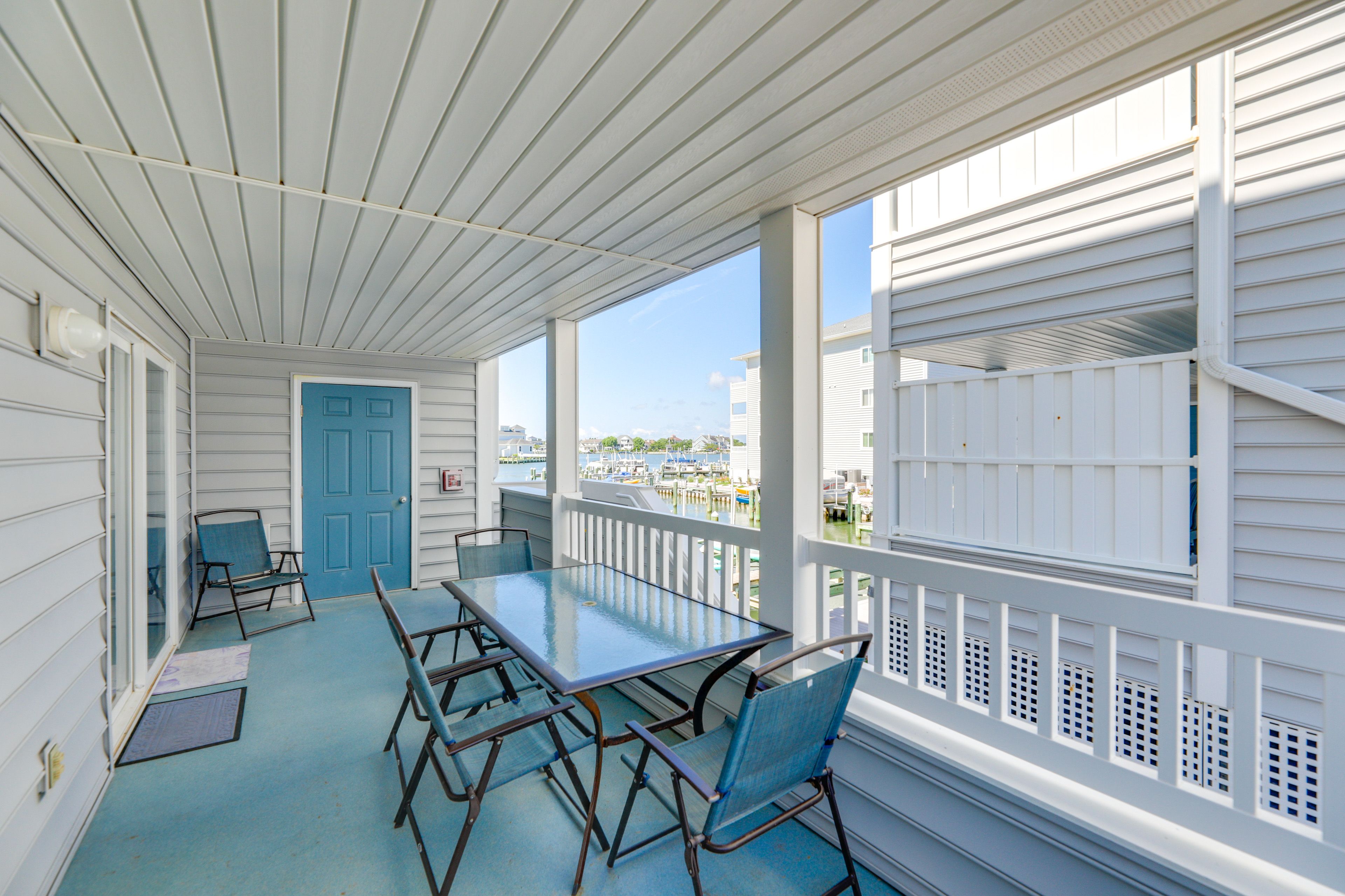 Private Balcony | Dining Area