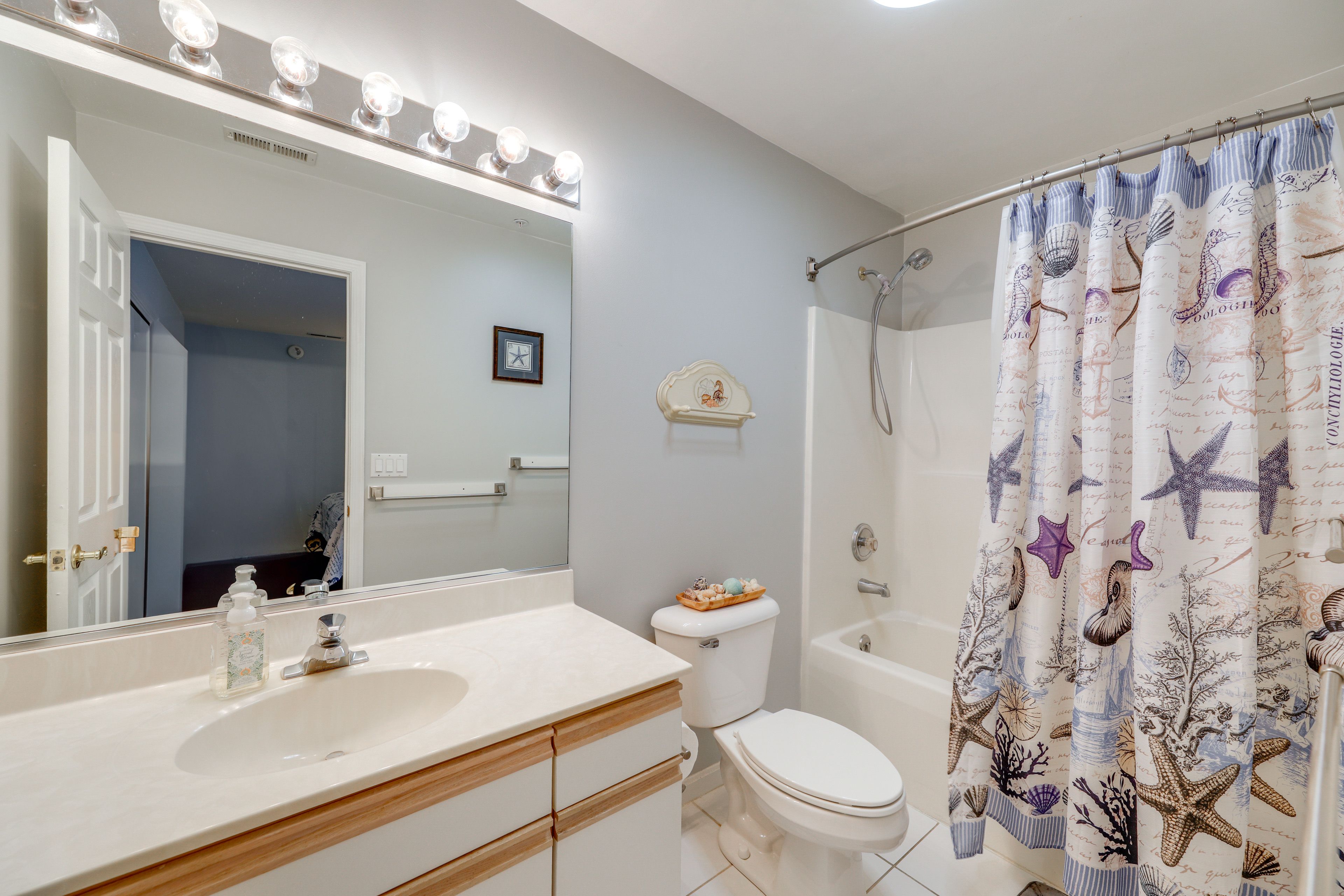 En-Suite Bathroom