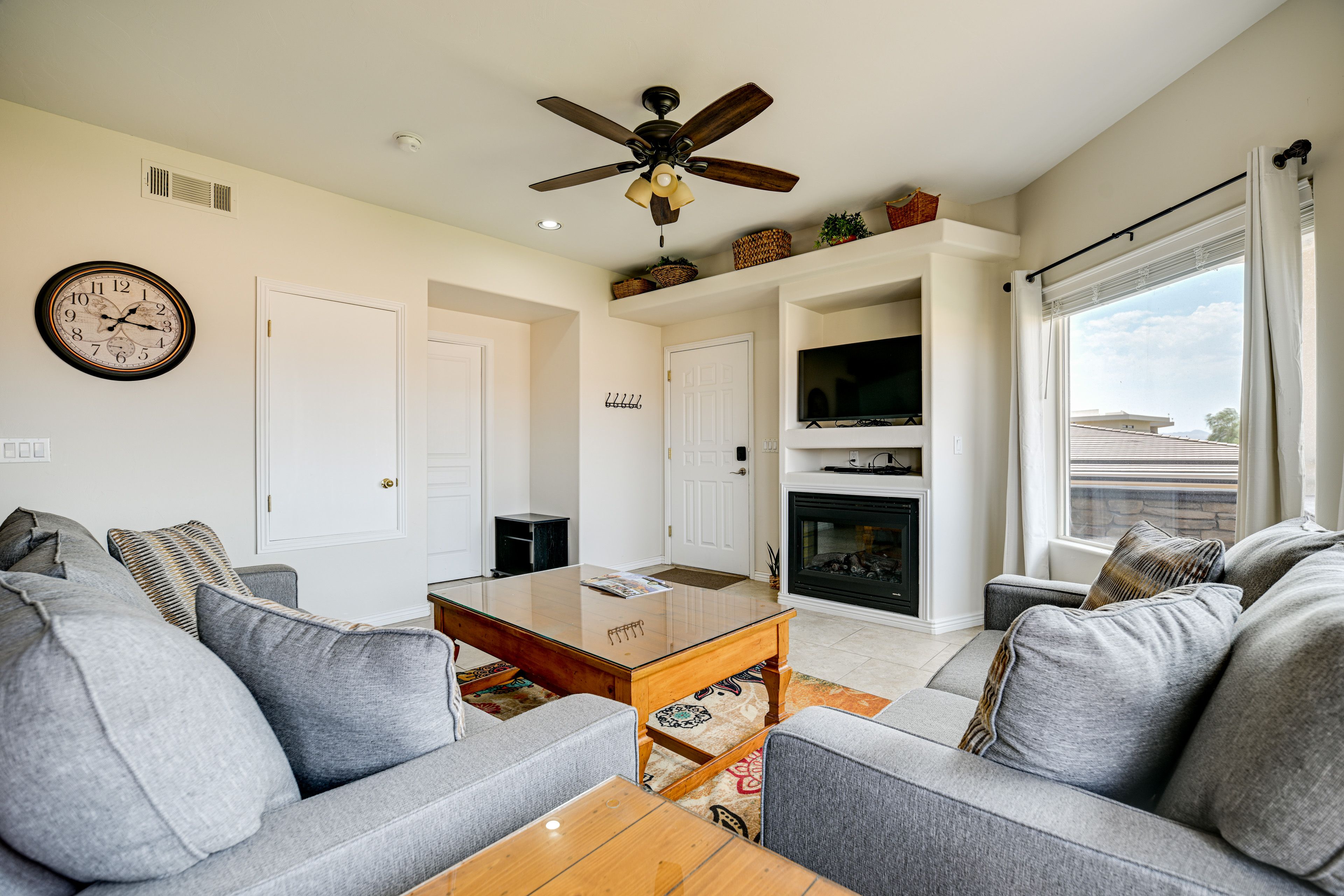 Living Room | Full Sleeper Sofa | Gas Fireplace | Smart TV