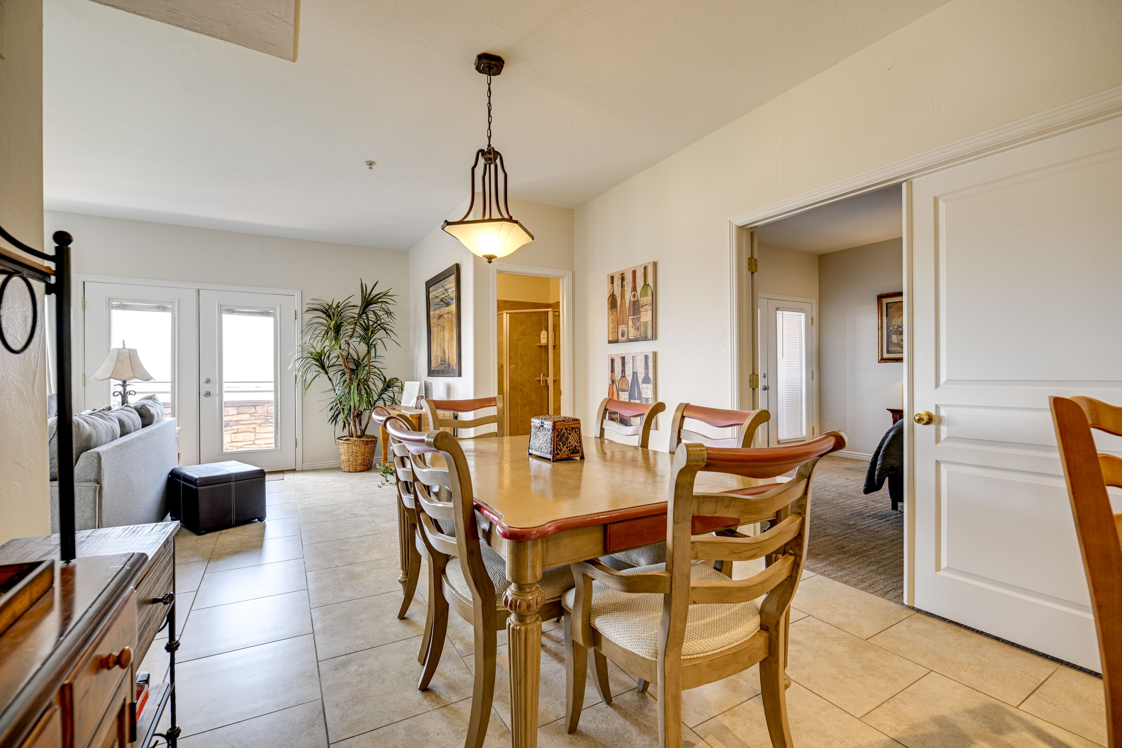 Main Dining Area | Dishware/Flatware Provided
