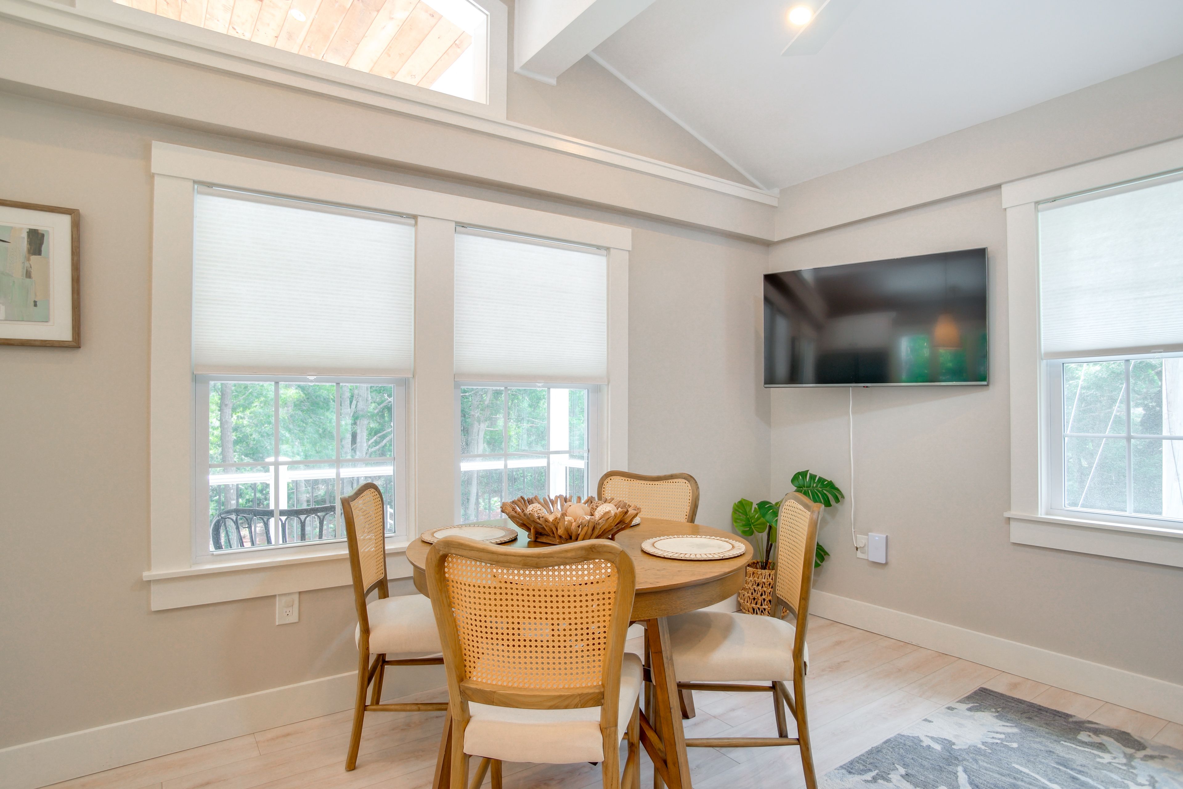 Dining Table | Dishware/Flatware Provided | 2nd Floor