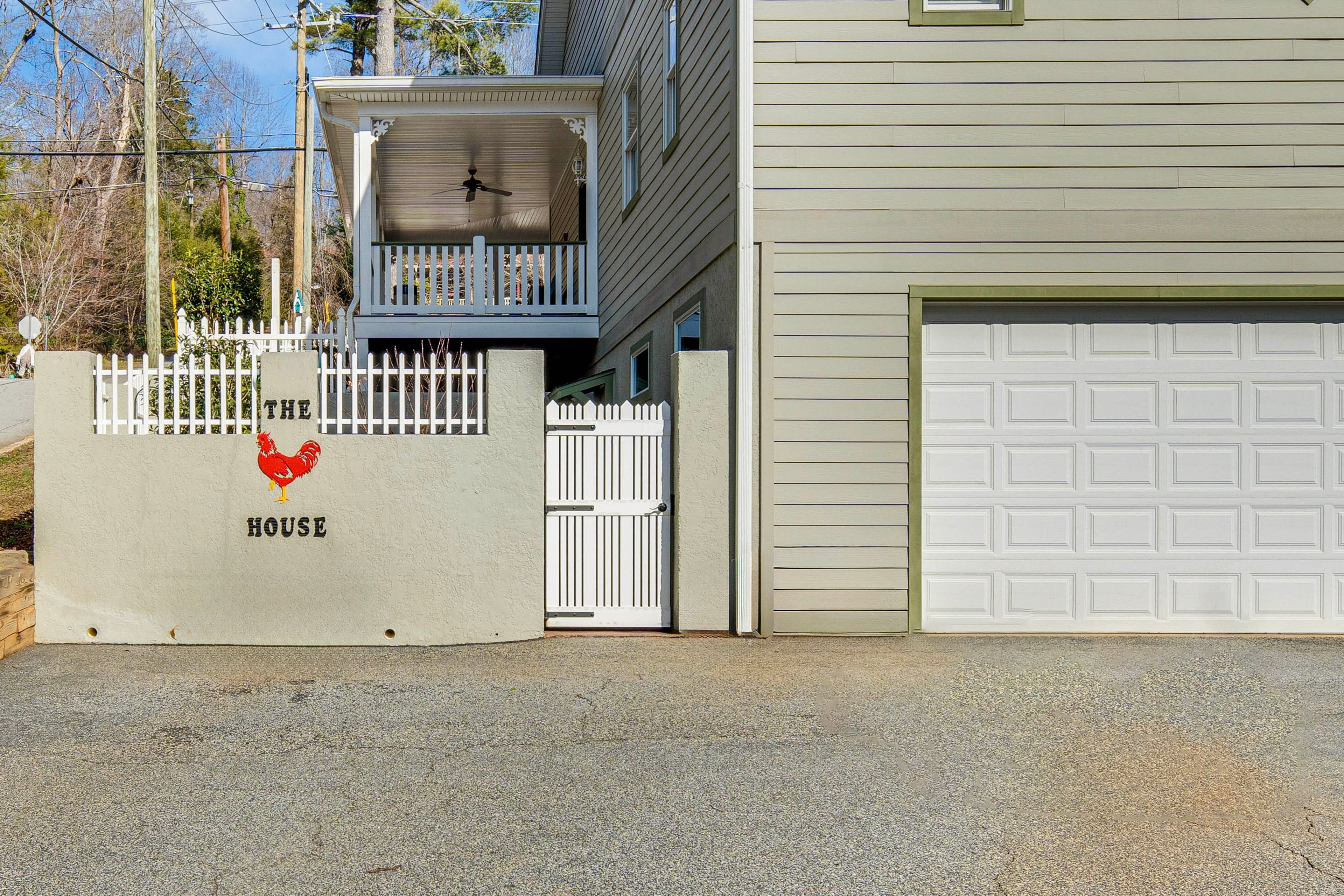 Parking | Driveway (1 Vehicle)