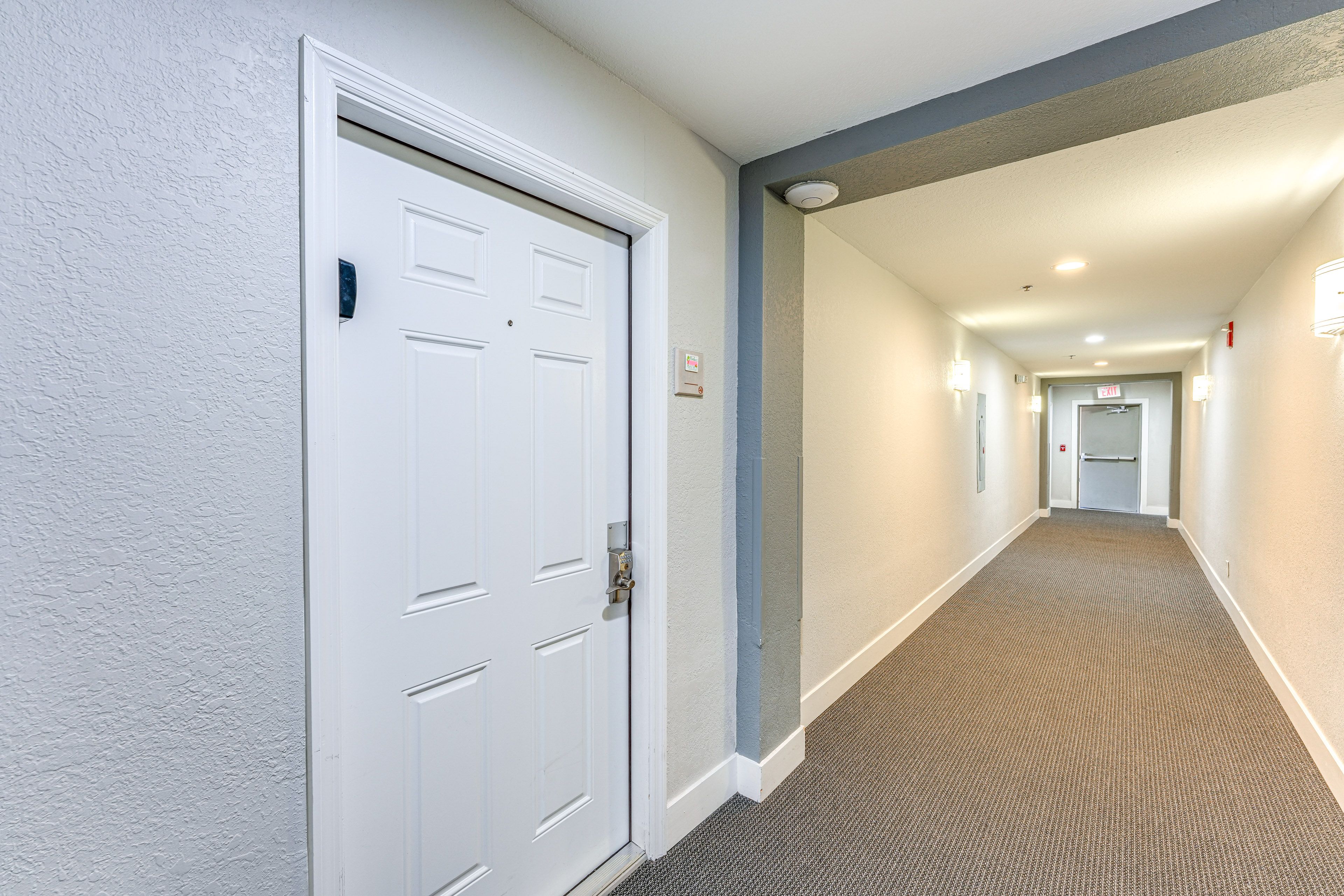 Condo Entryway | Parking | Community Parking Lot (5 Vehicles)