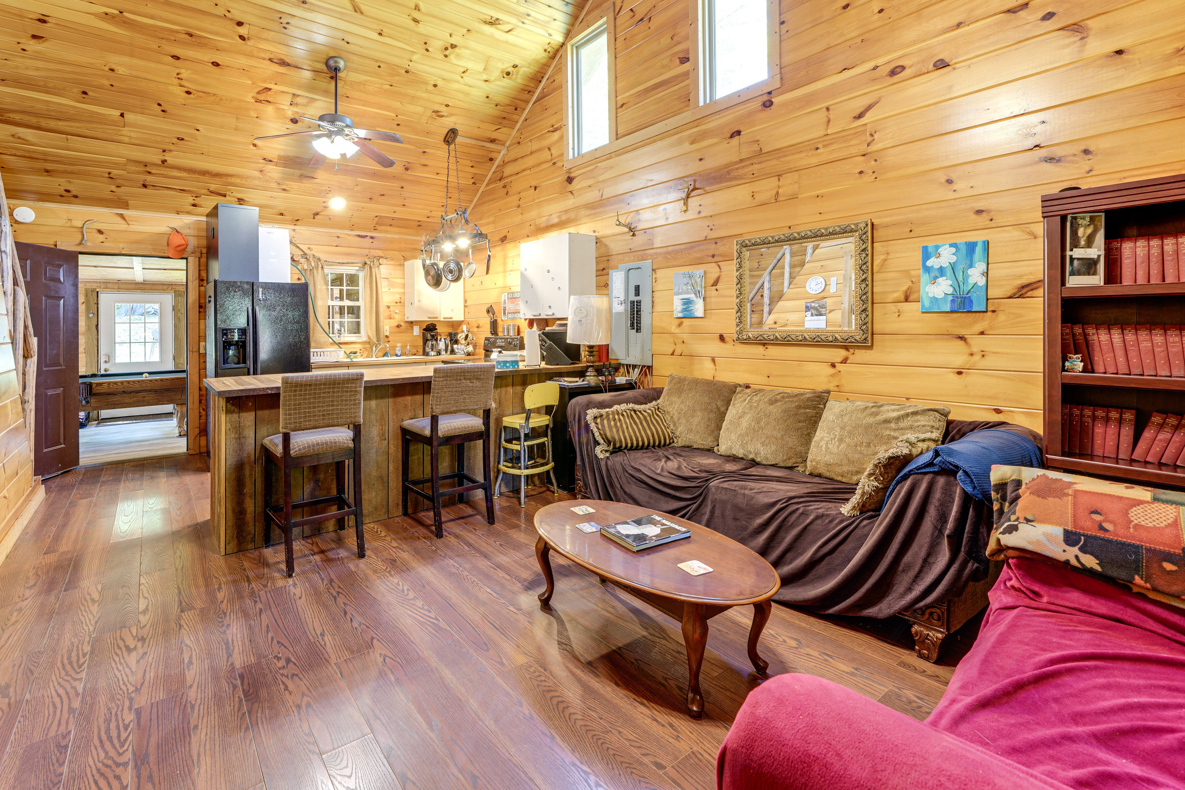 Living Room | Free WiFi