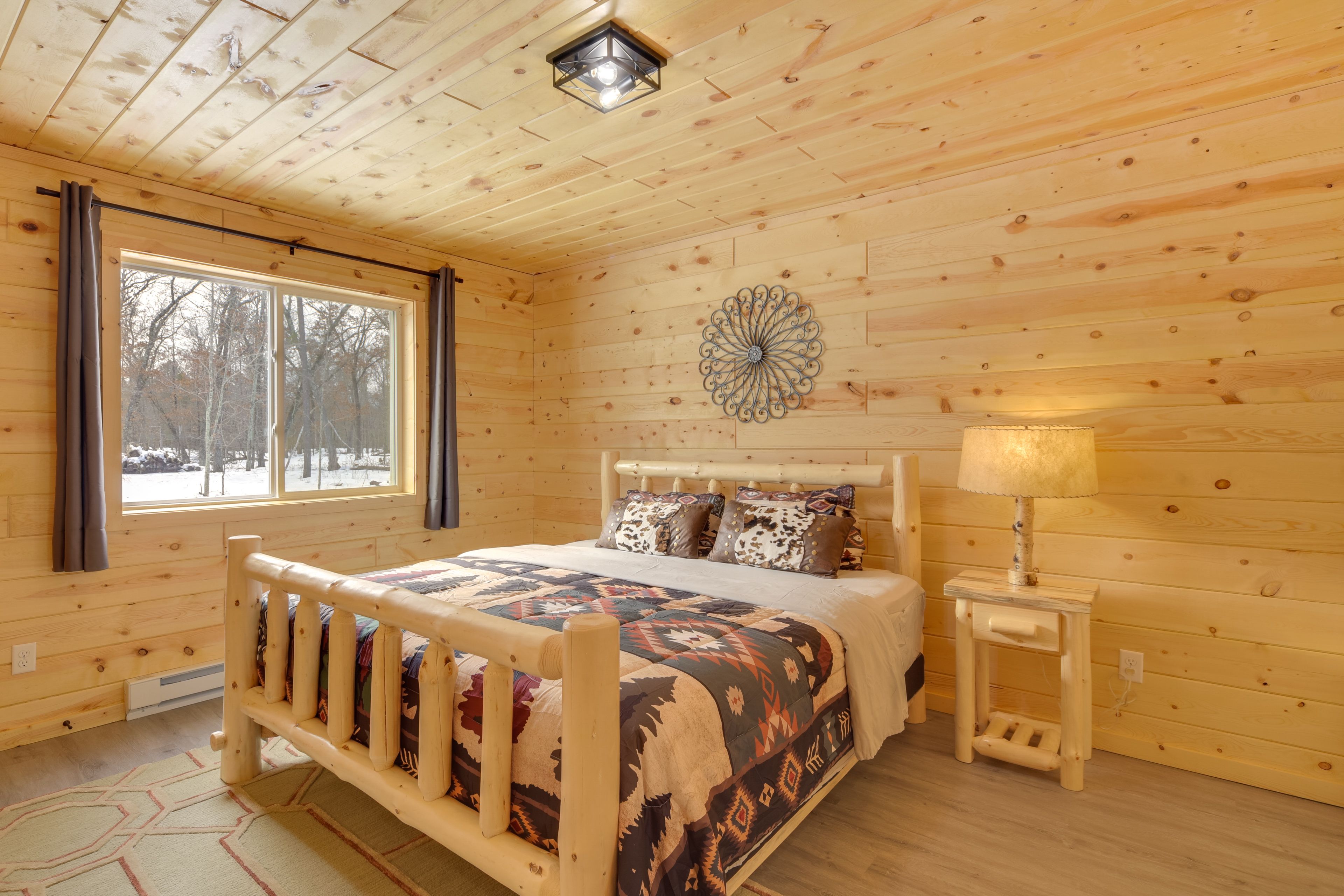 Bedroom 1 | King Bed