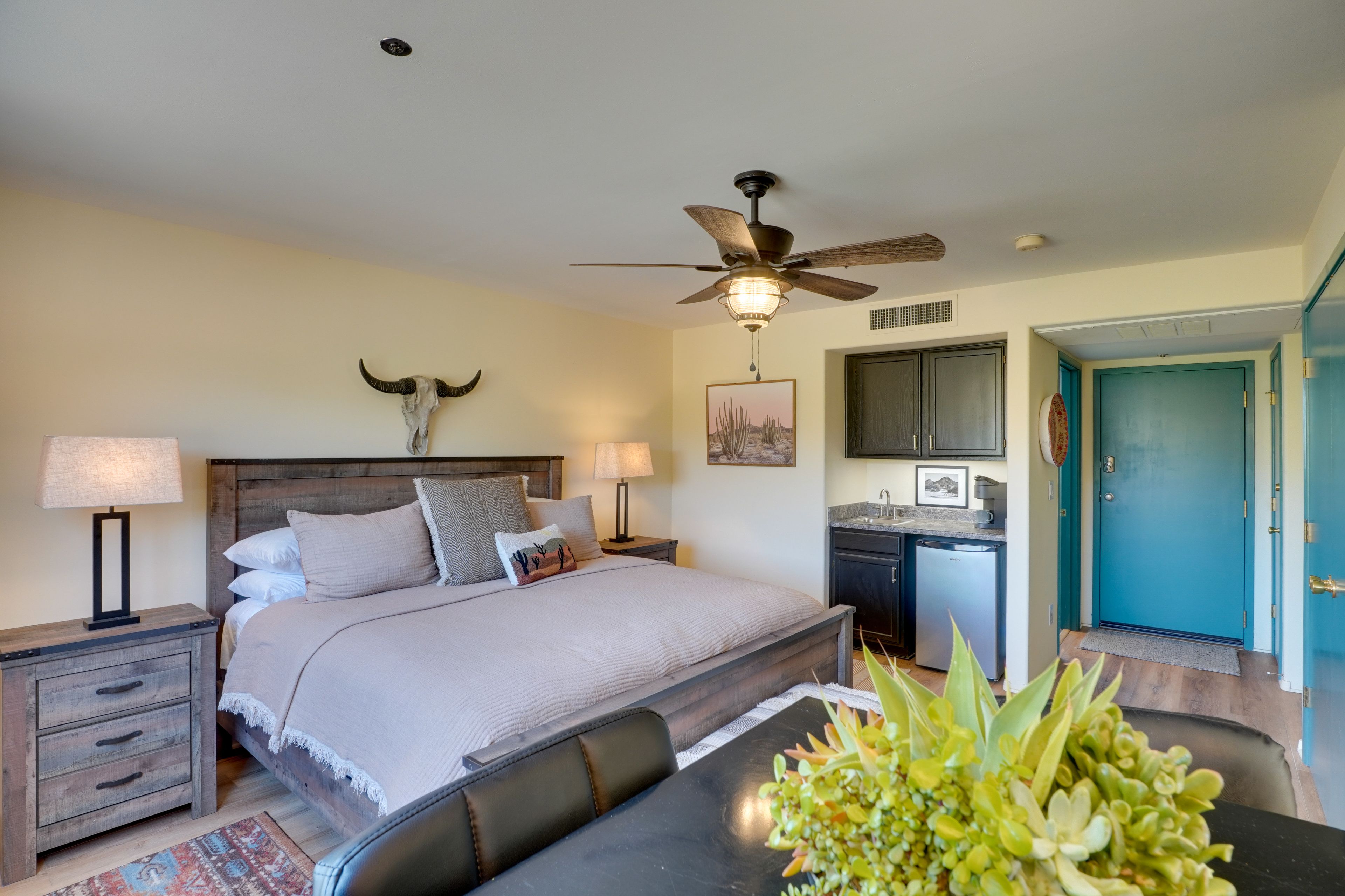 Studio | Sleeping Area | King Bed | Free WiFi | Central A/C & Heat | Smart TV