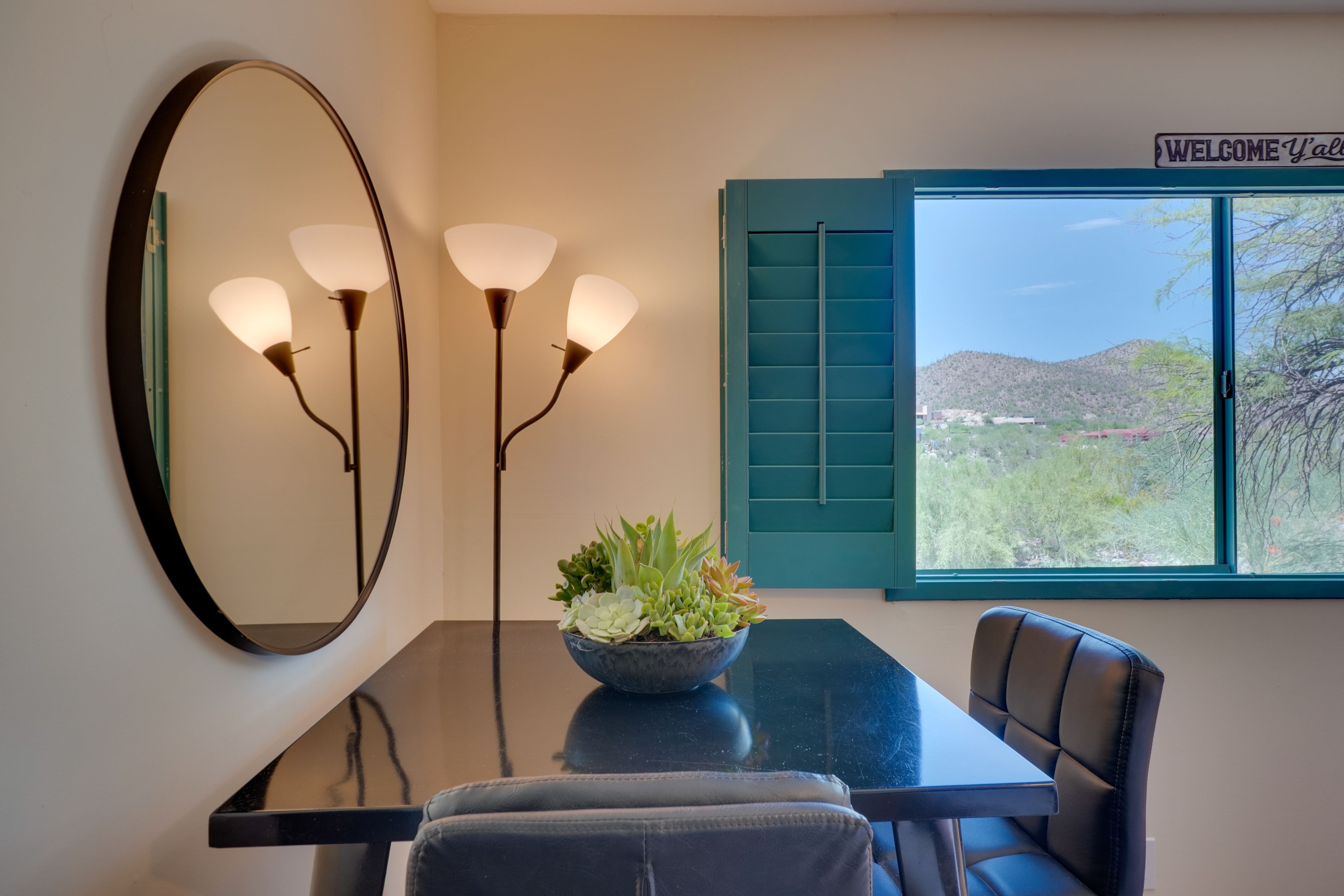 Studio | Dining Area | Dishware & Flatware