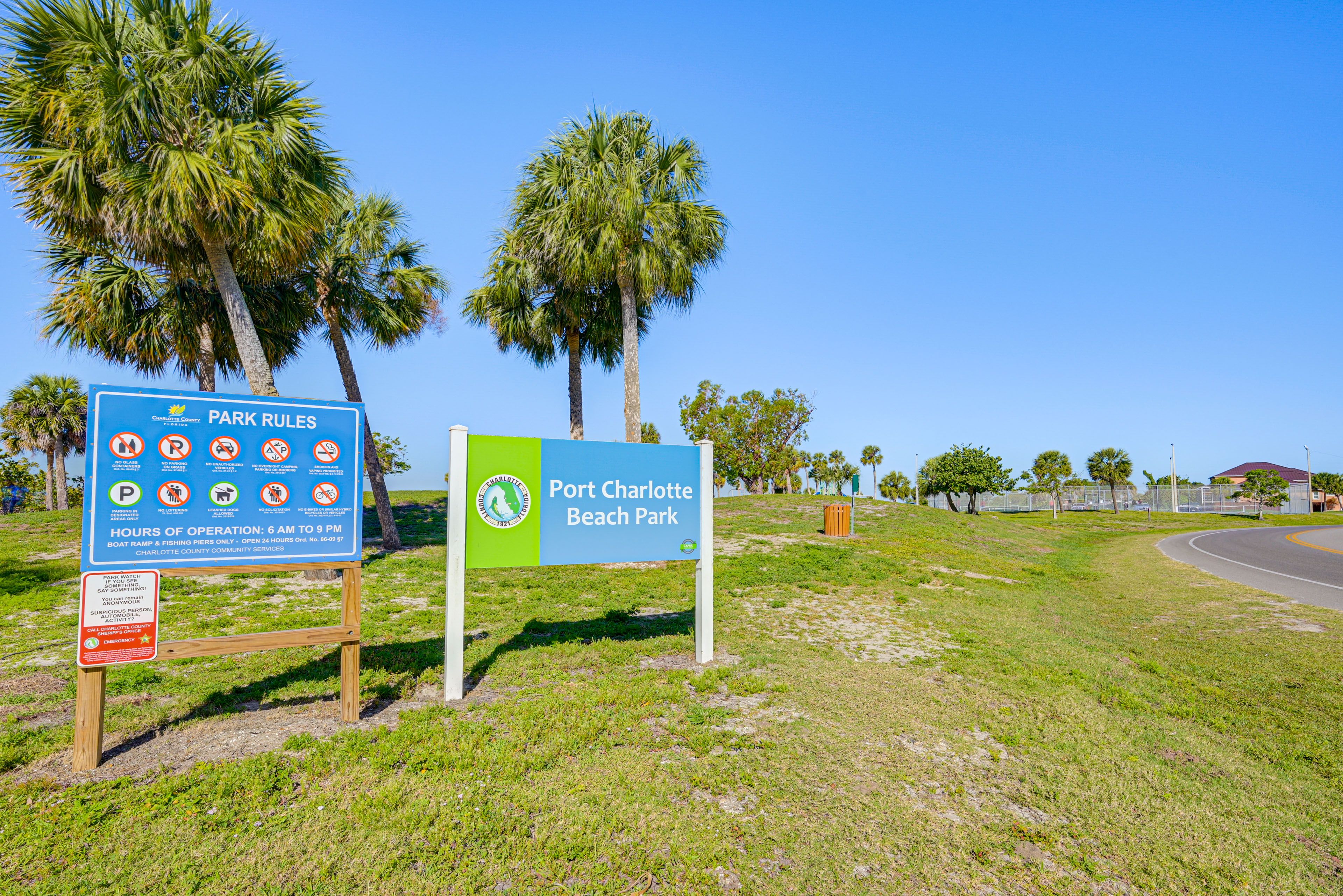 Walk to Port Charlotte Beach Park