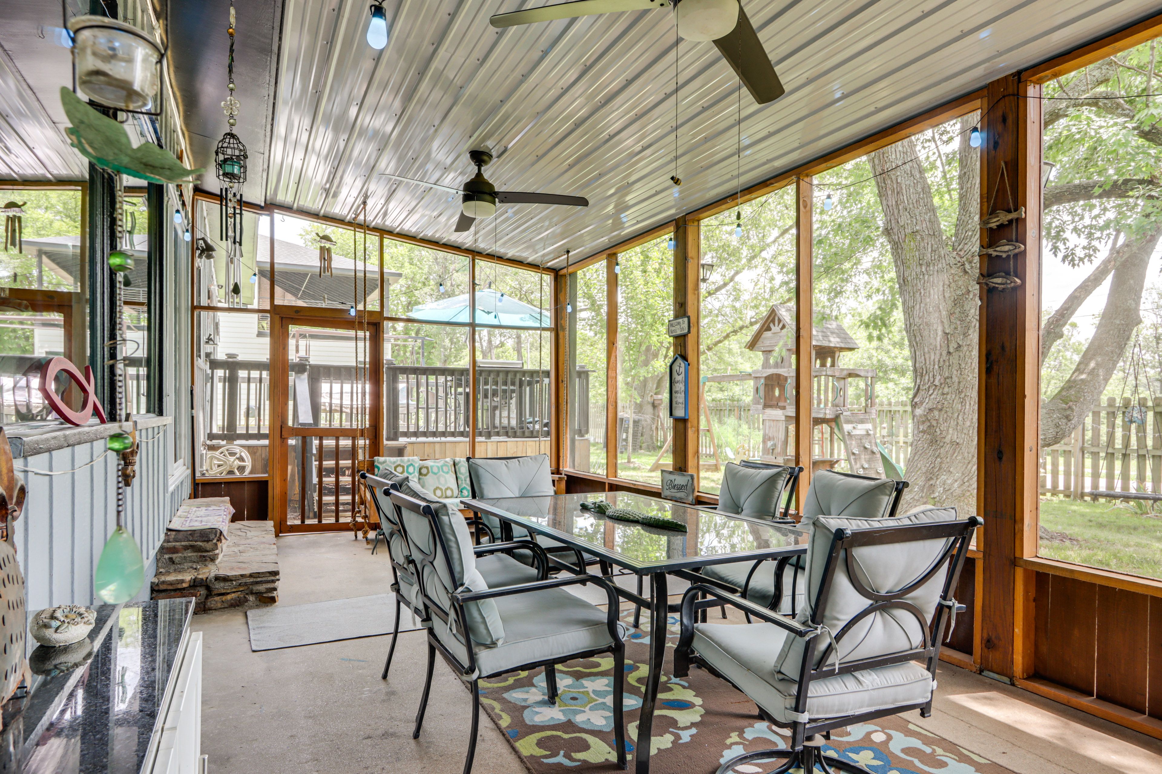 Springdale Vacation Rental | 3BR | 2BA | 1,900 Sq Ft | 1 Step Required