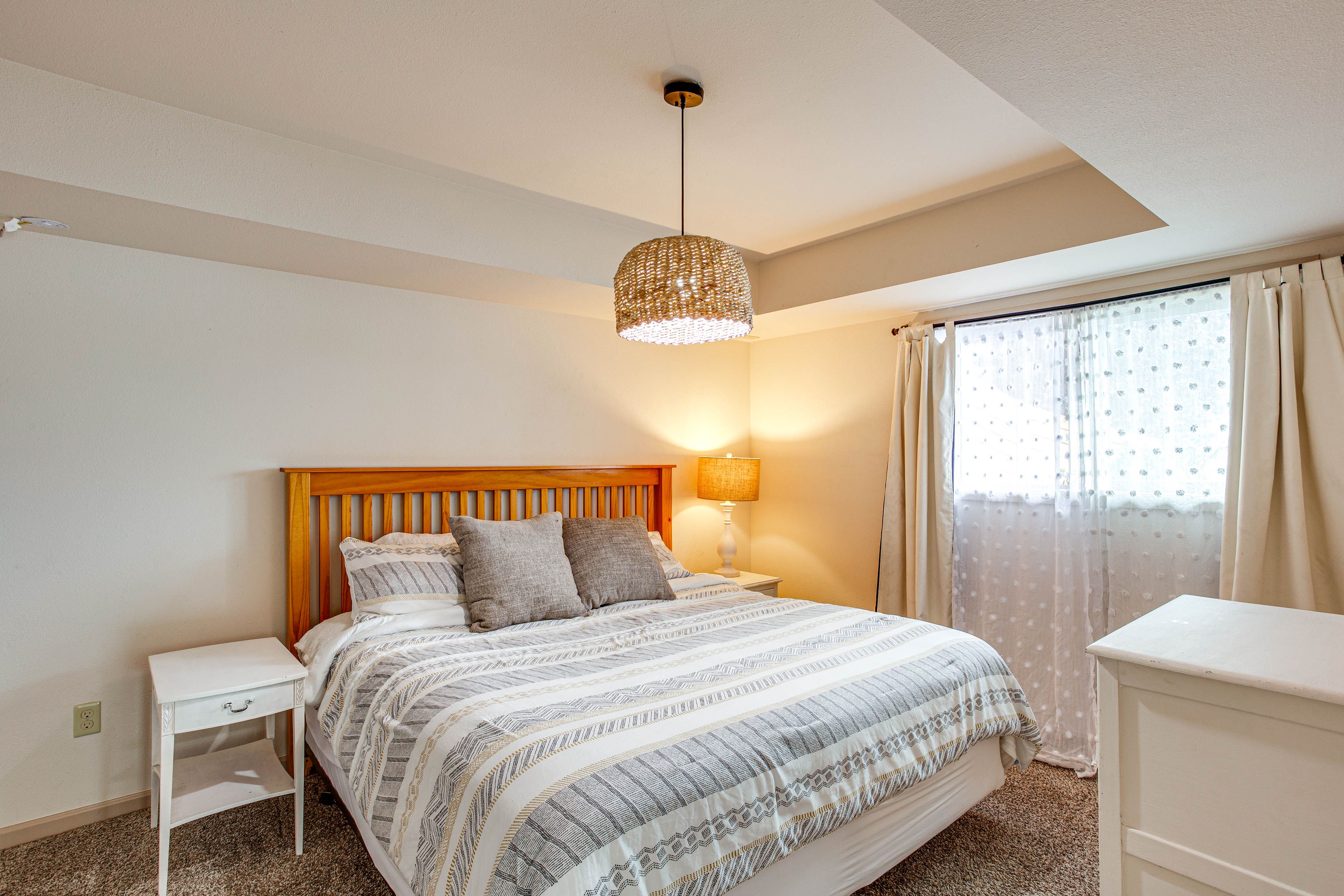 Bedroom 3 | Queen Bed | Lower Level