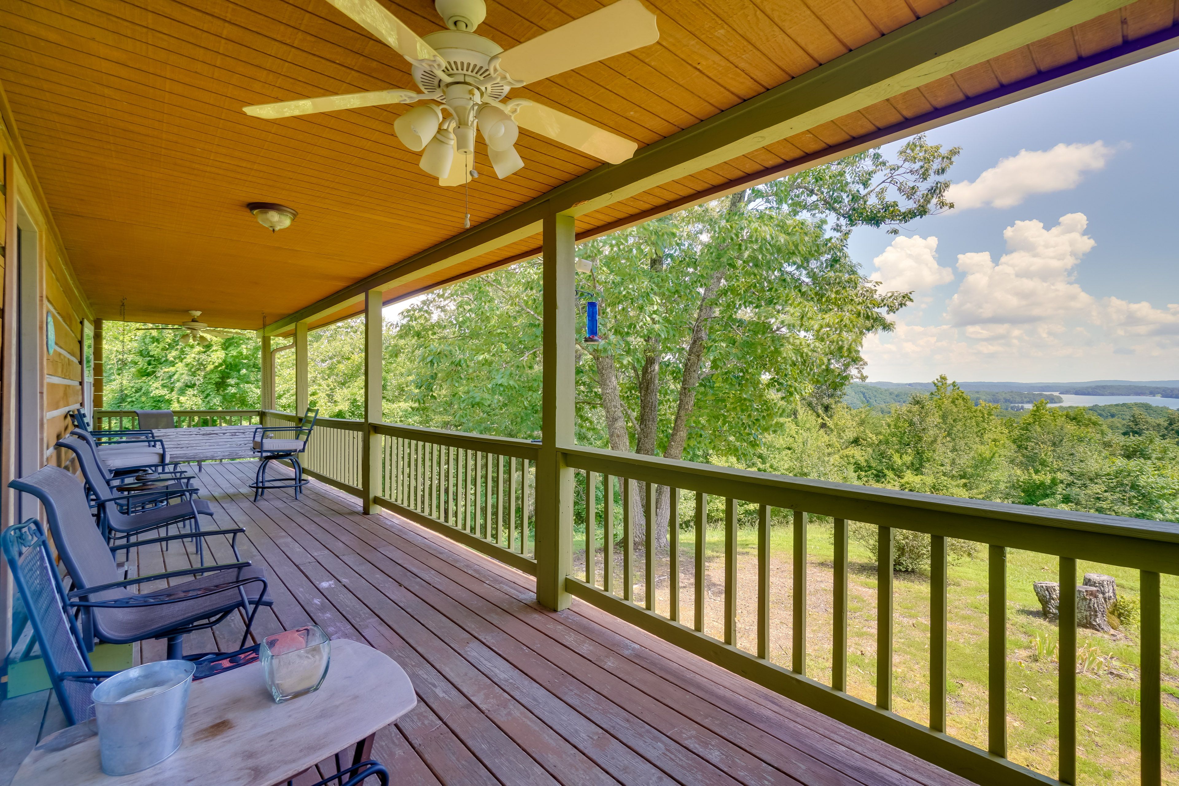 Rockwood Vacation Rental | 4BR | 3.5BA | Stairs Required | 2,744 Sq Ft