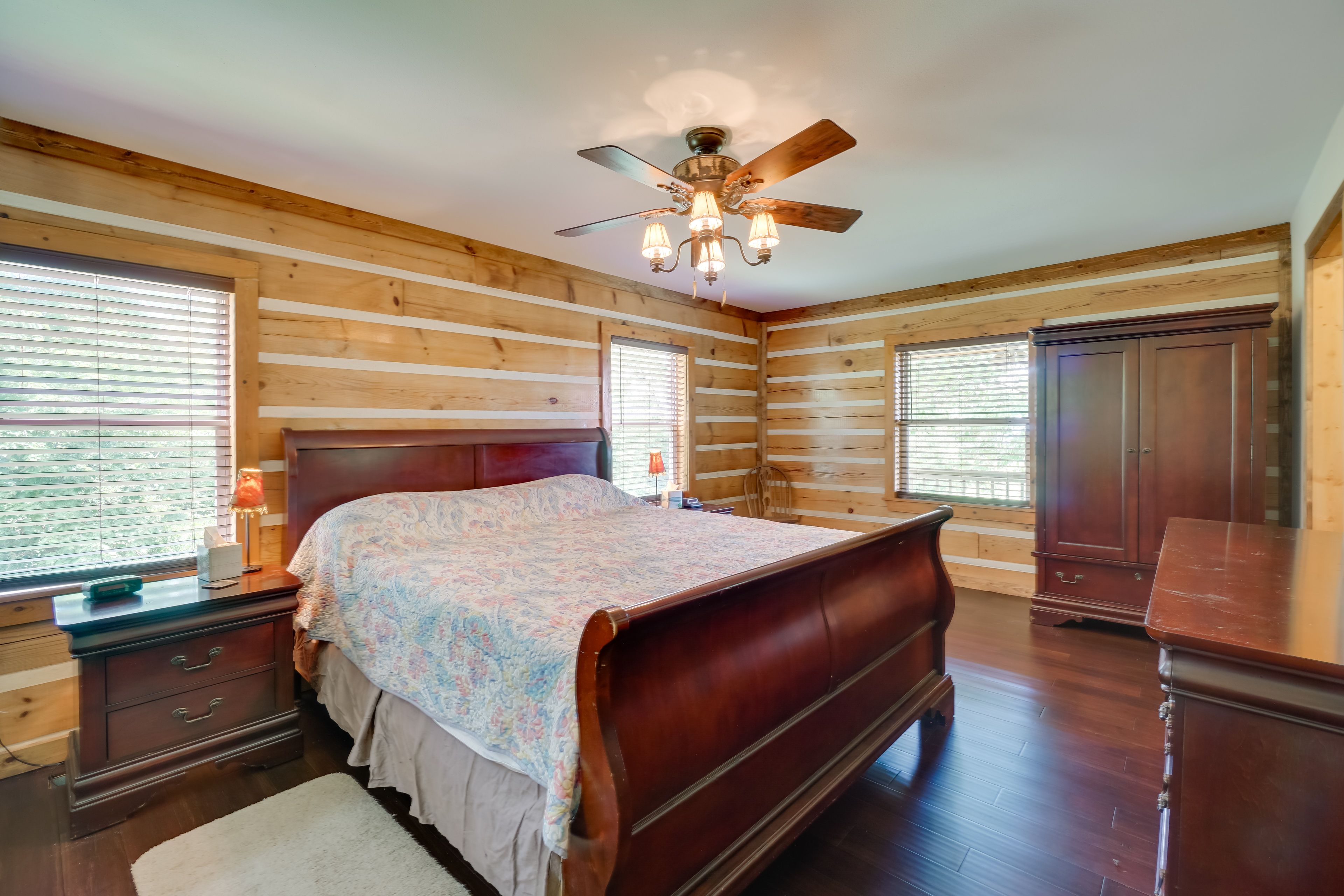 Bedroom 1 | California King Bed | Main Level