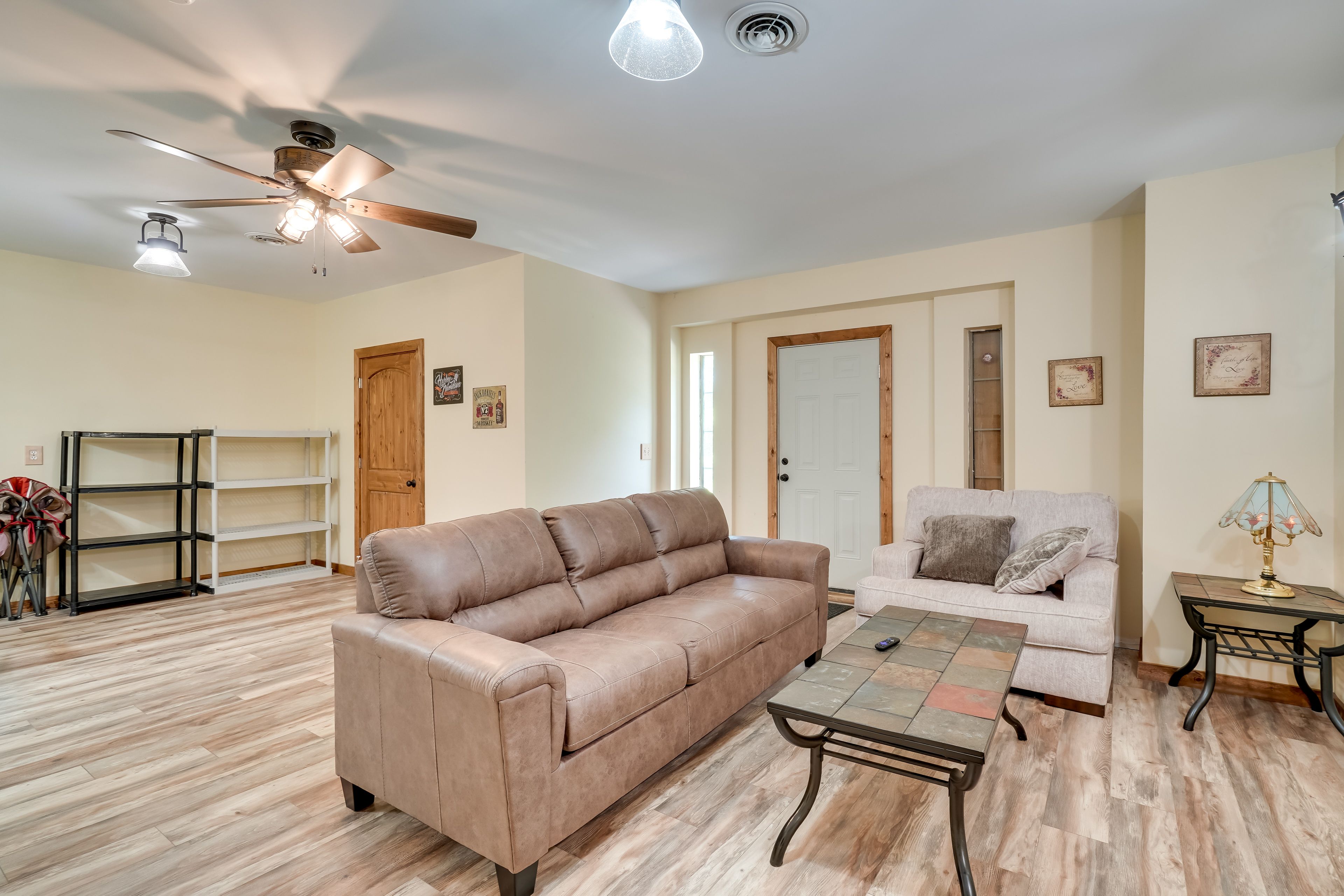 Den | Styling Salon | Lower Level