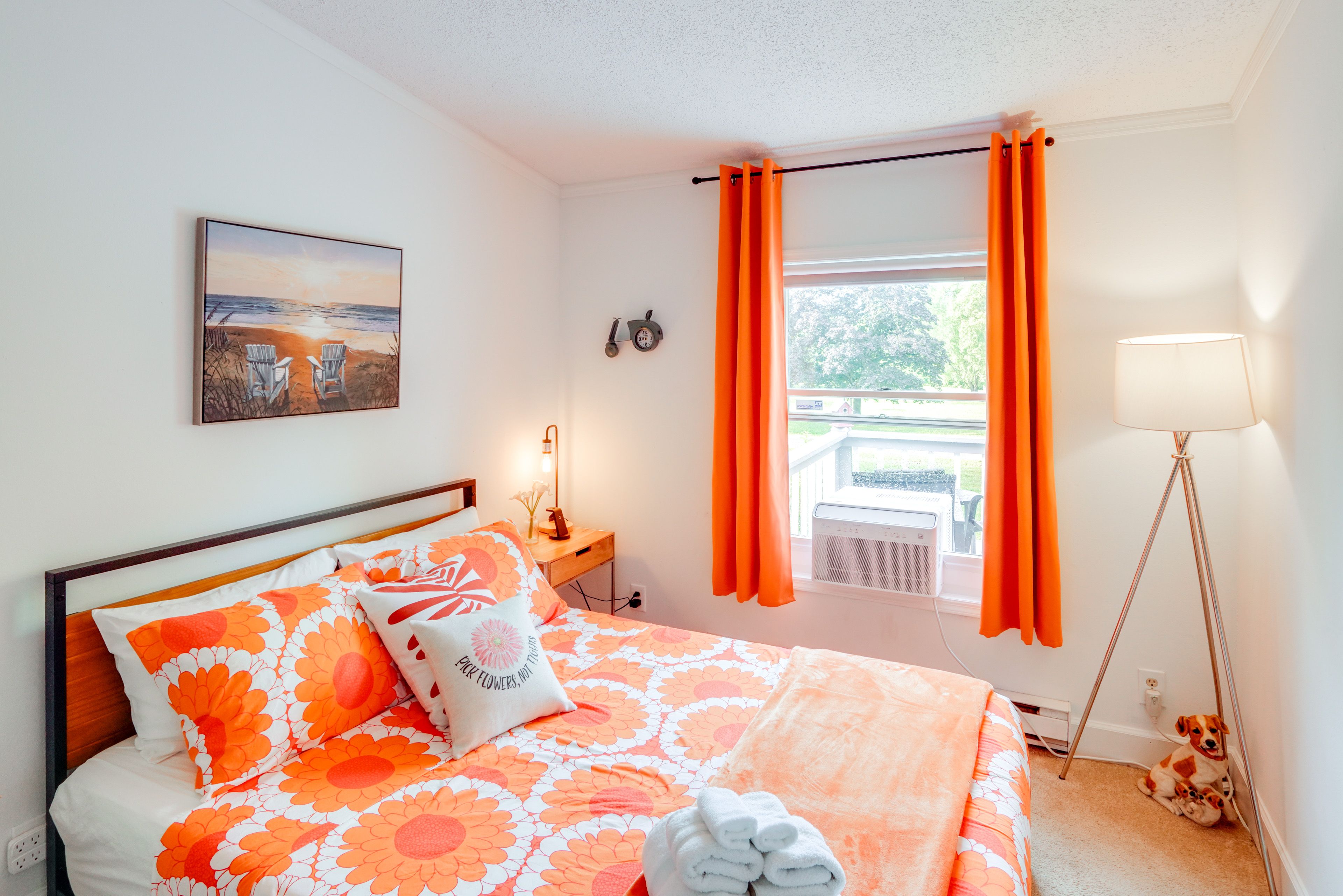 Bedroom 3 | Queen Bed