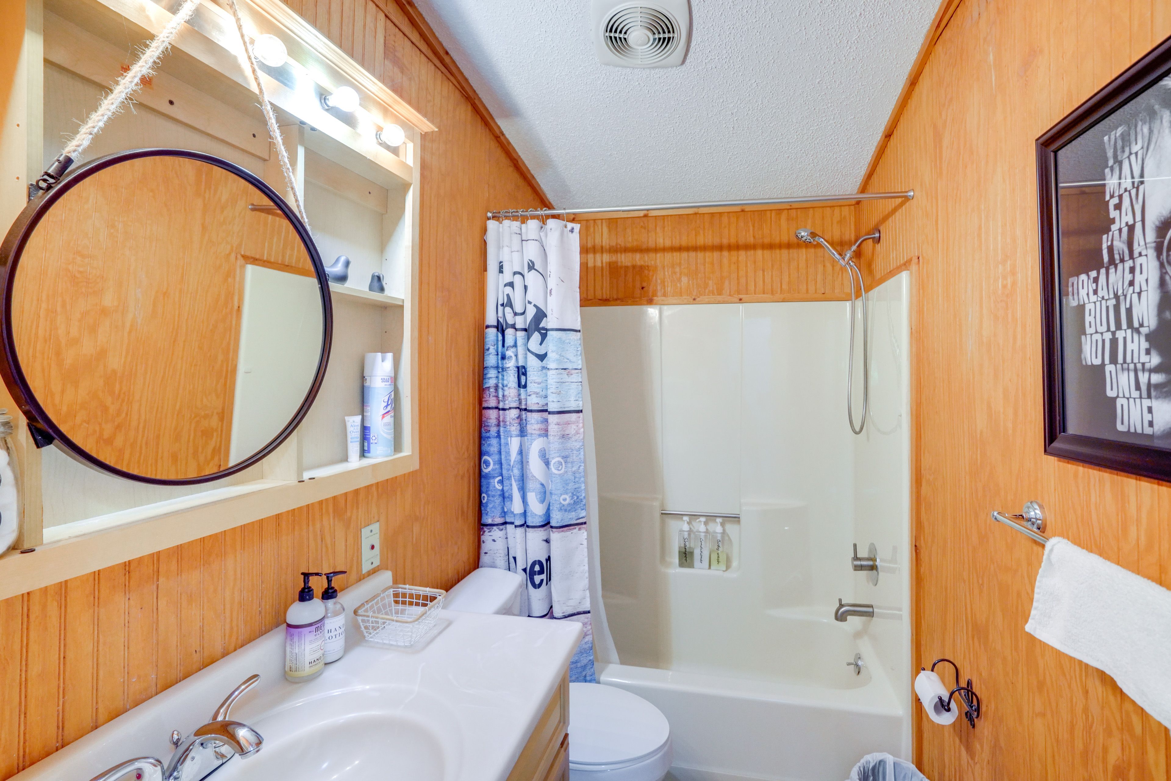 Full Bathroom