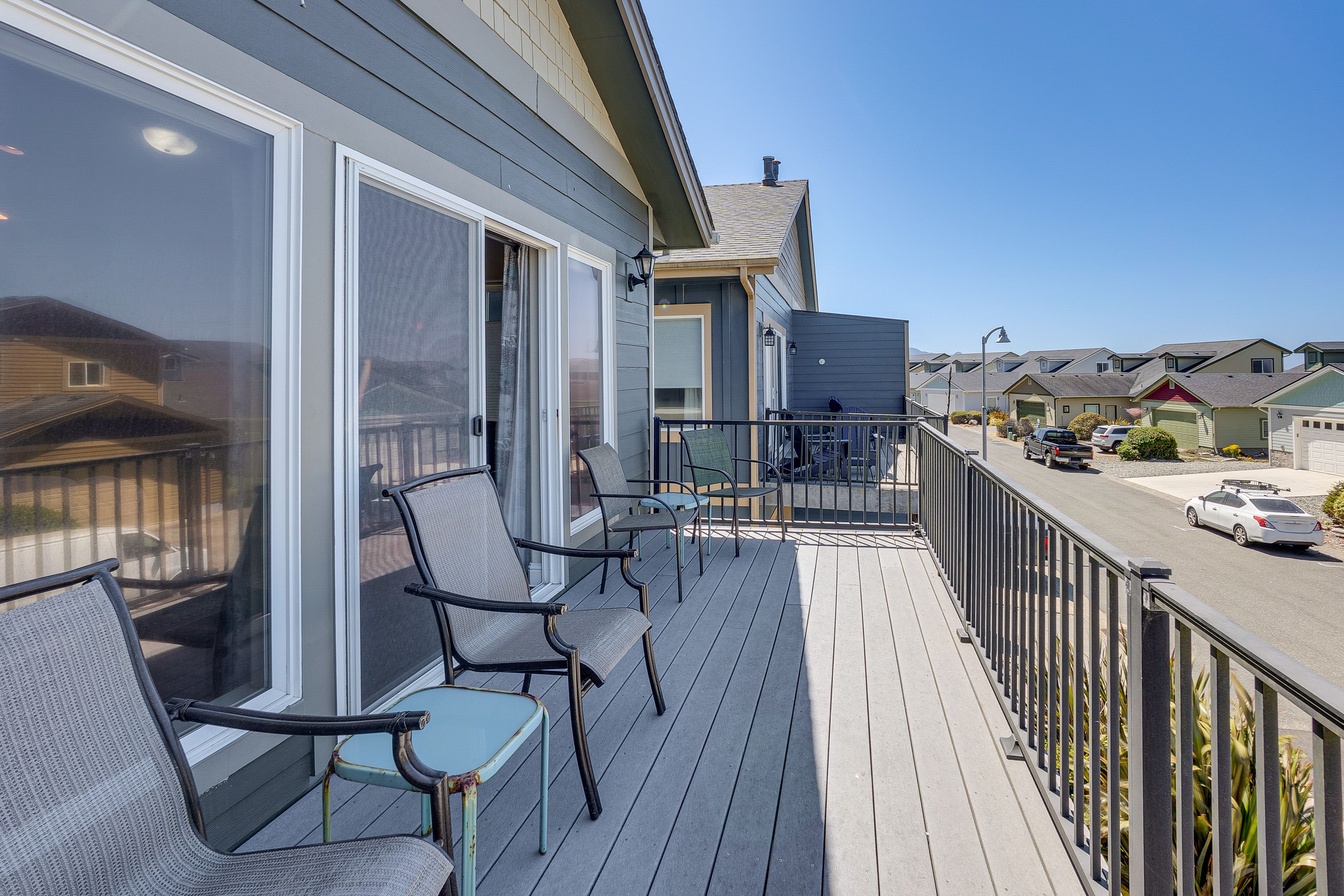 Furnished Balcony | 2-Story Townhome | Near Restaurants & Cafes