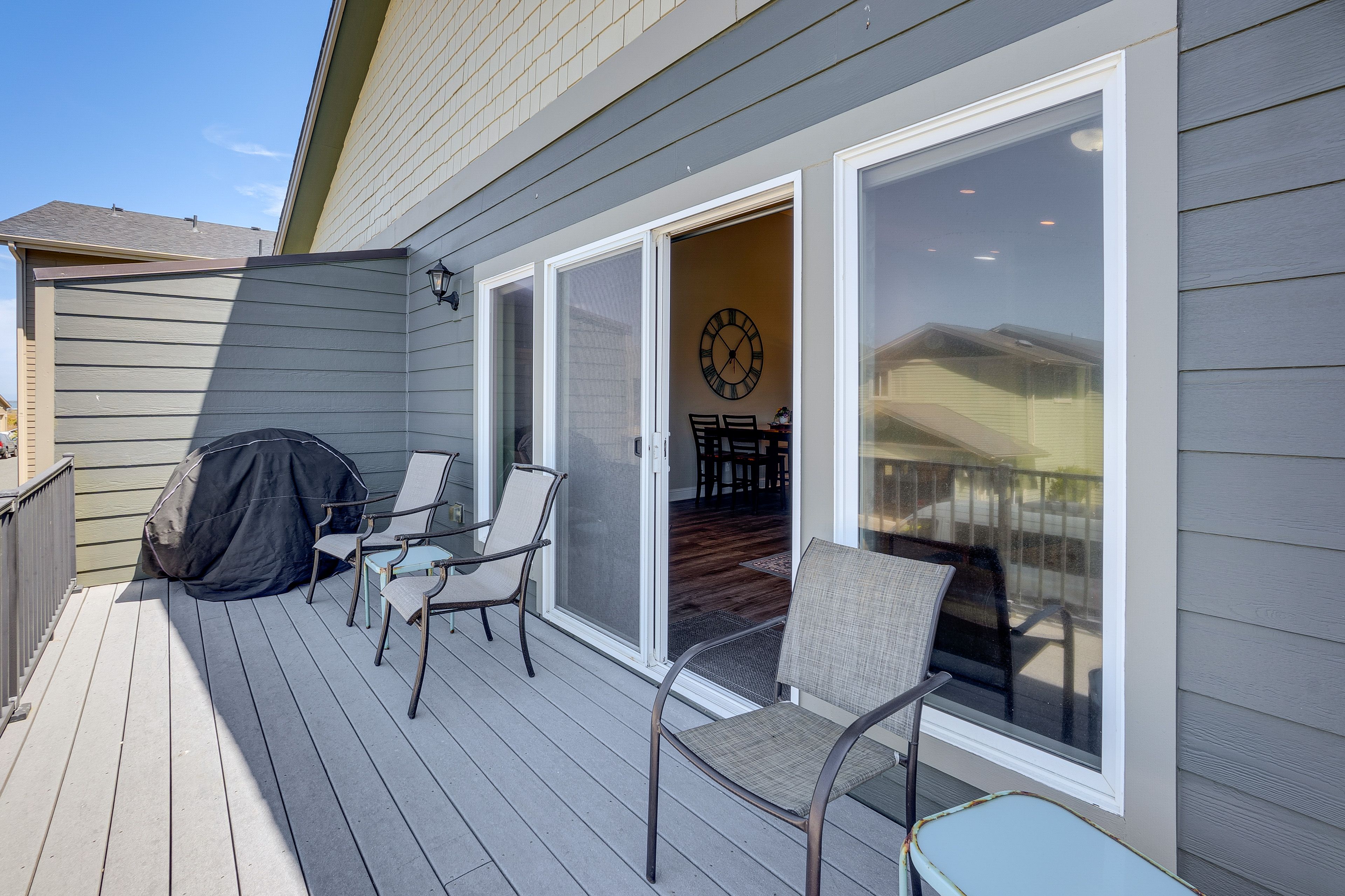 Furnished Balcony | Gas Grill