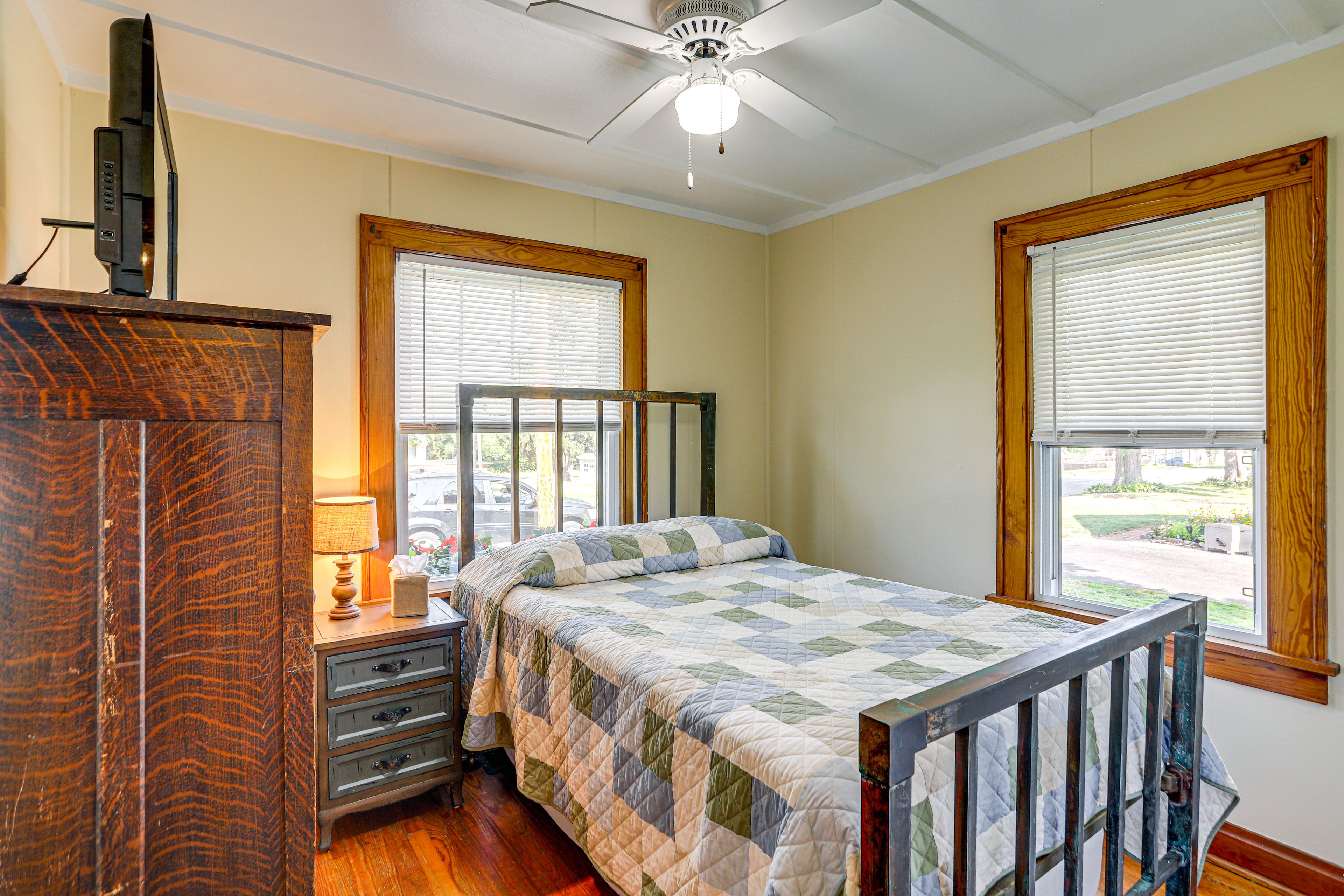 Bedroom 2 | Full Bed | Twin Trundle