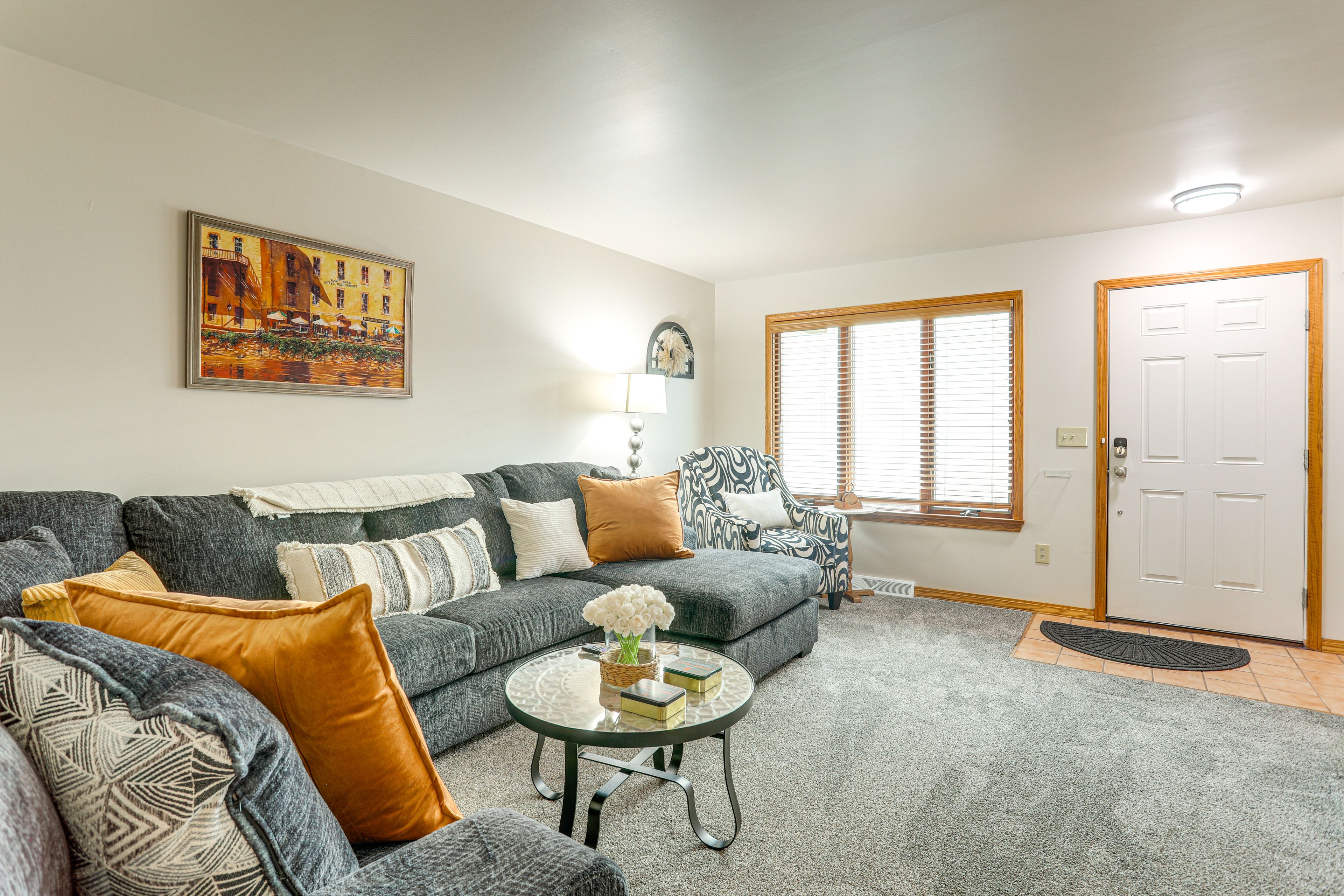 Clearfield Vacation Rental | 2BR | 1.5BA | 930 Sq Ft | Exterior Steps to Enter