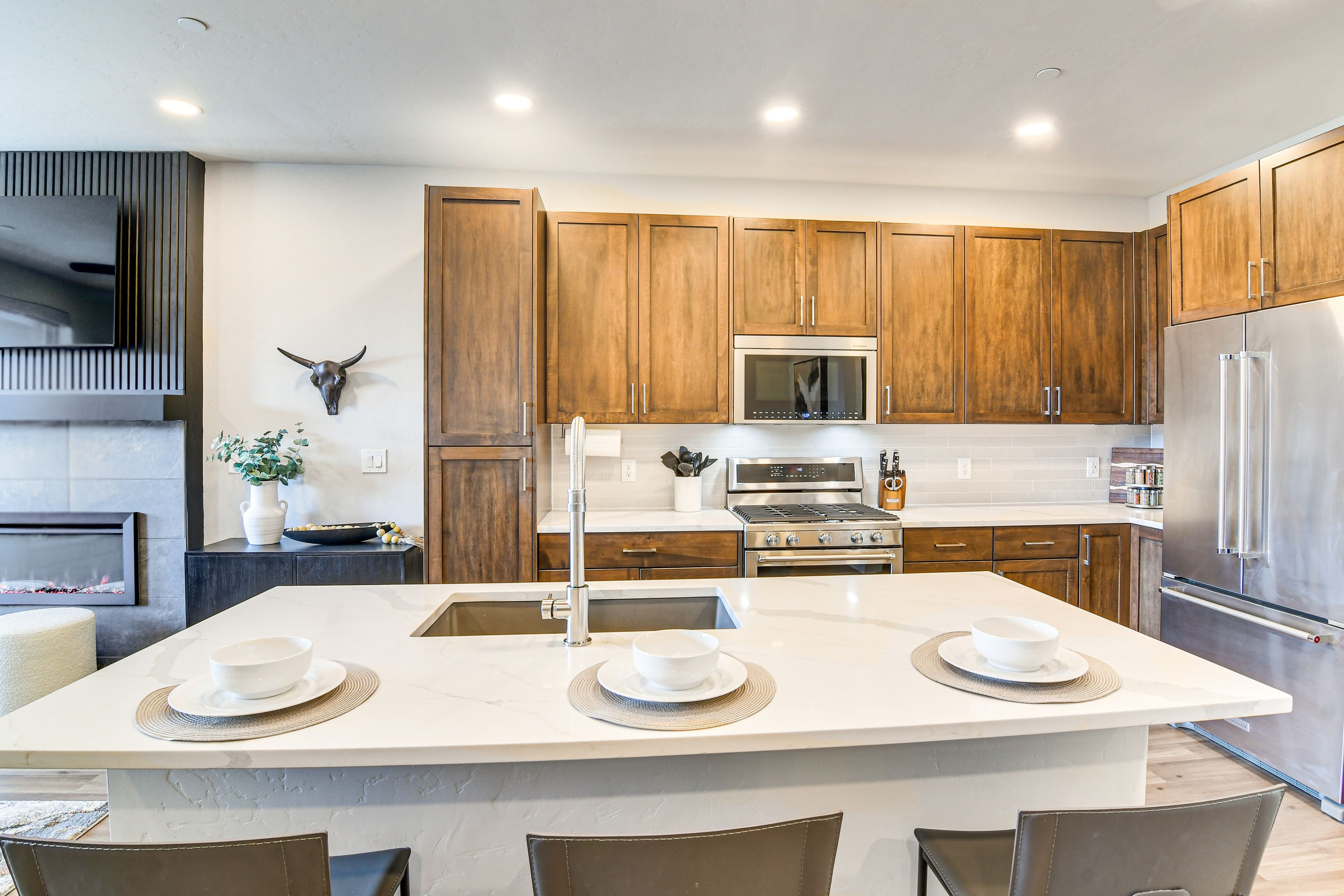 Kitchen | Dishwasher | Drip Coffee Maker | 2nd Floor