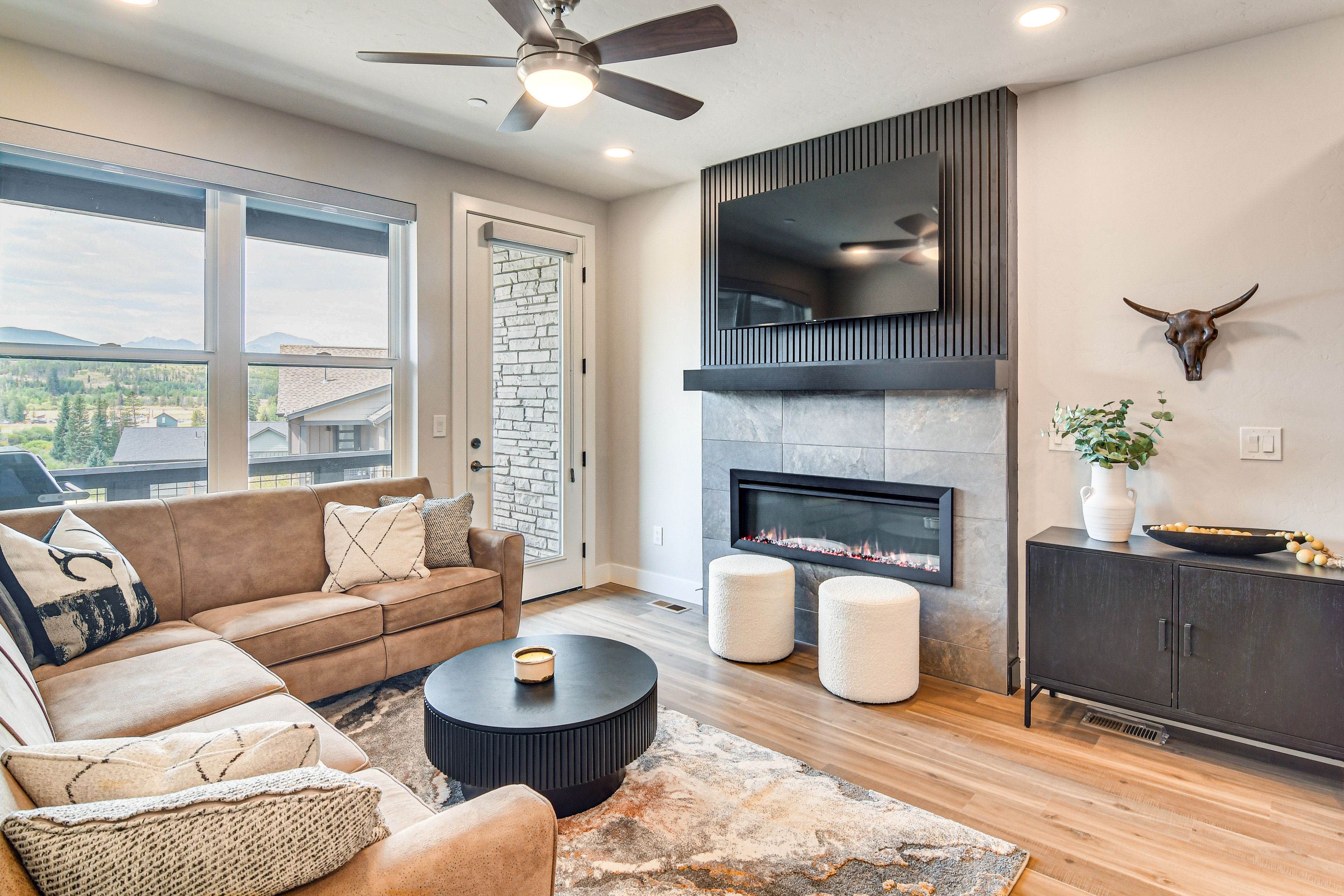 Living Room | Electric Fireplace | Smart TV | 2nd Floor