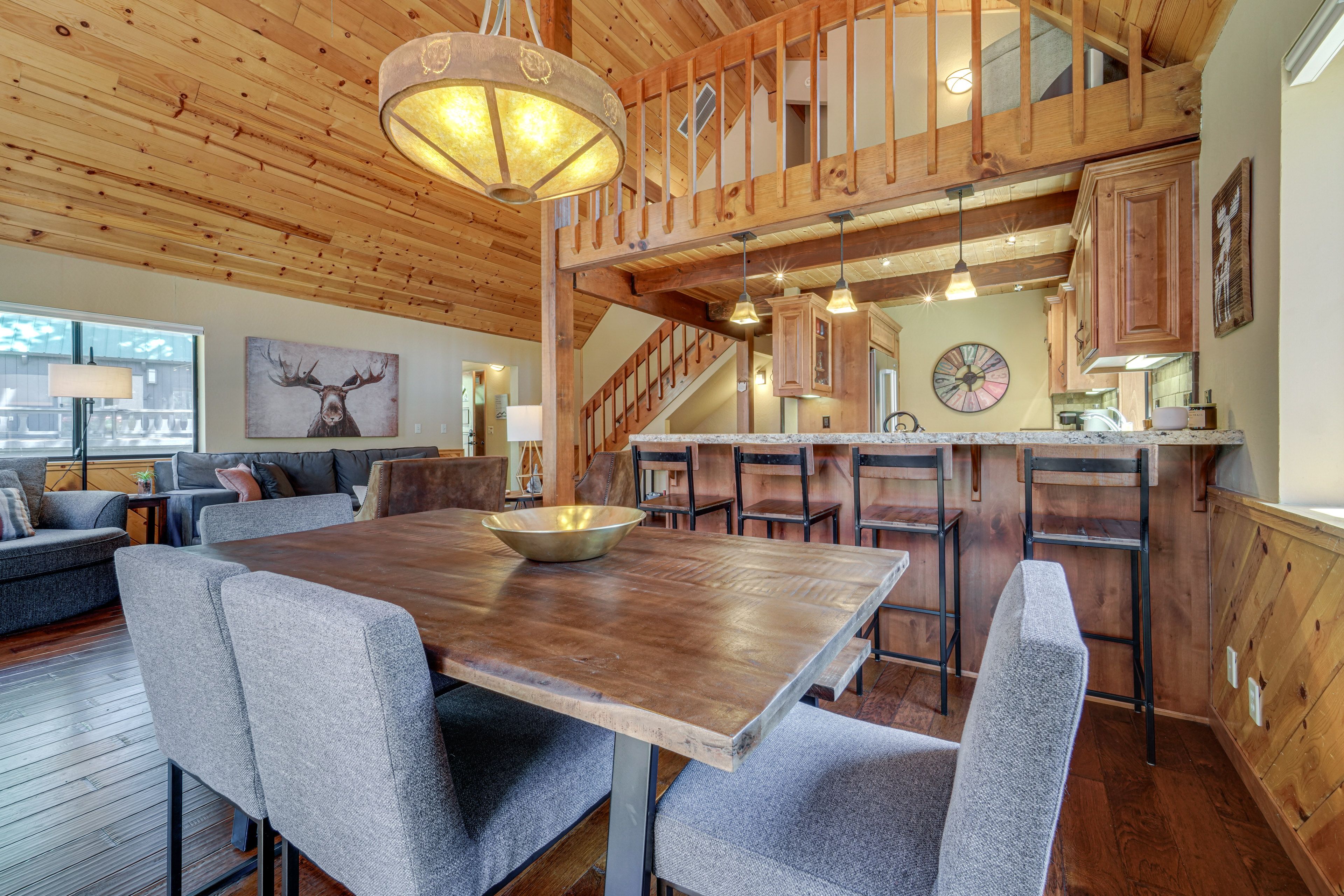 Dining Area | 1st Floor