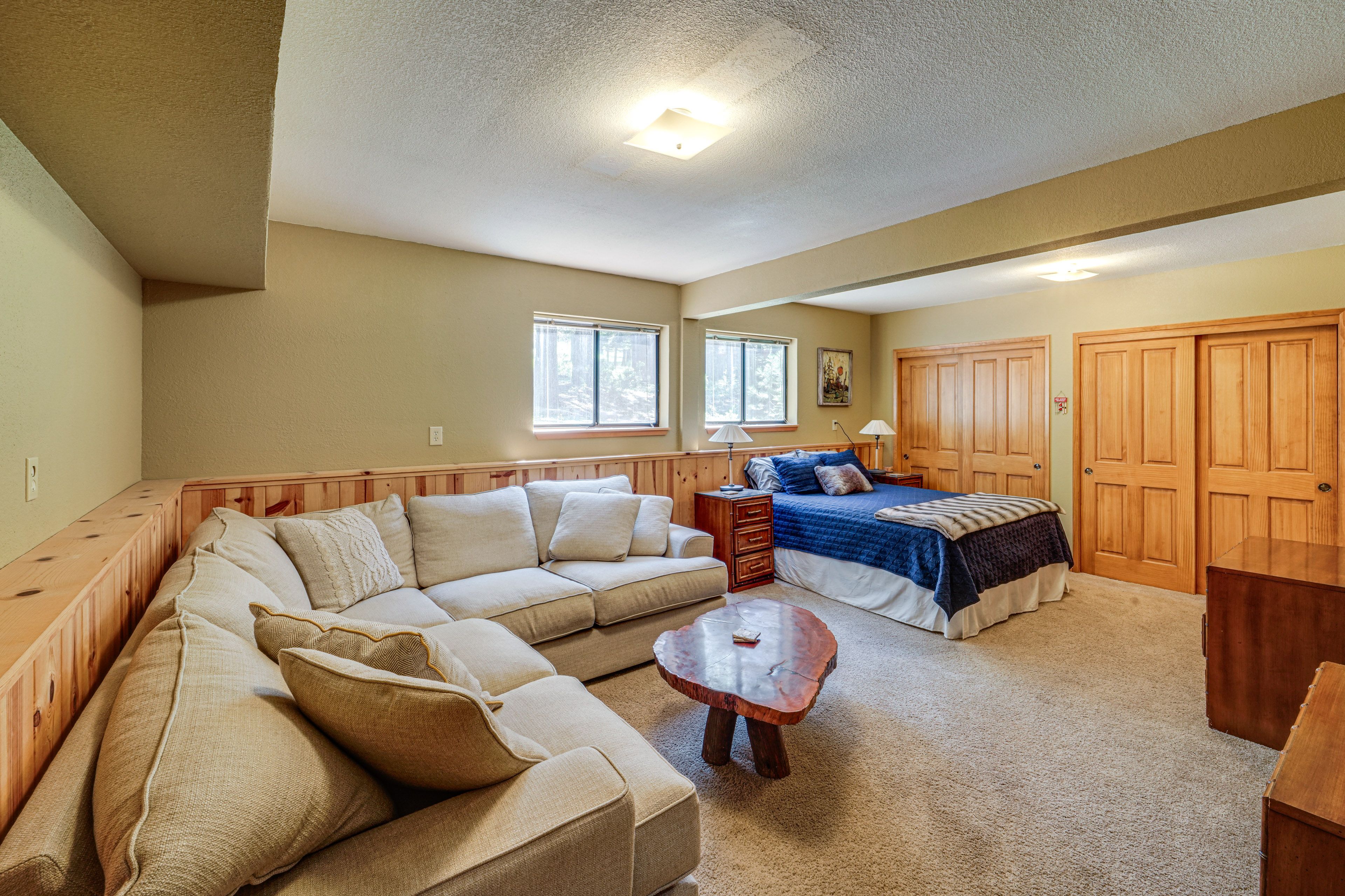 Bedroom 4 | Queen Bed | Basement Level