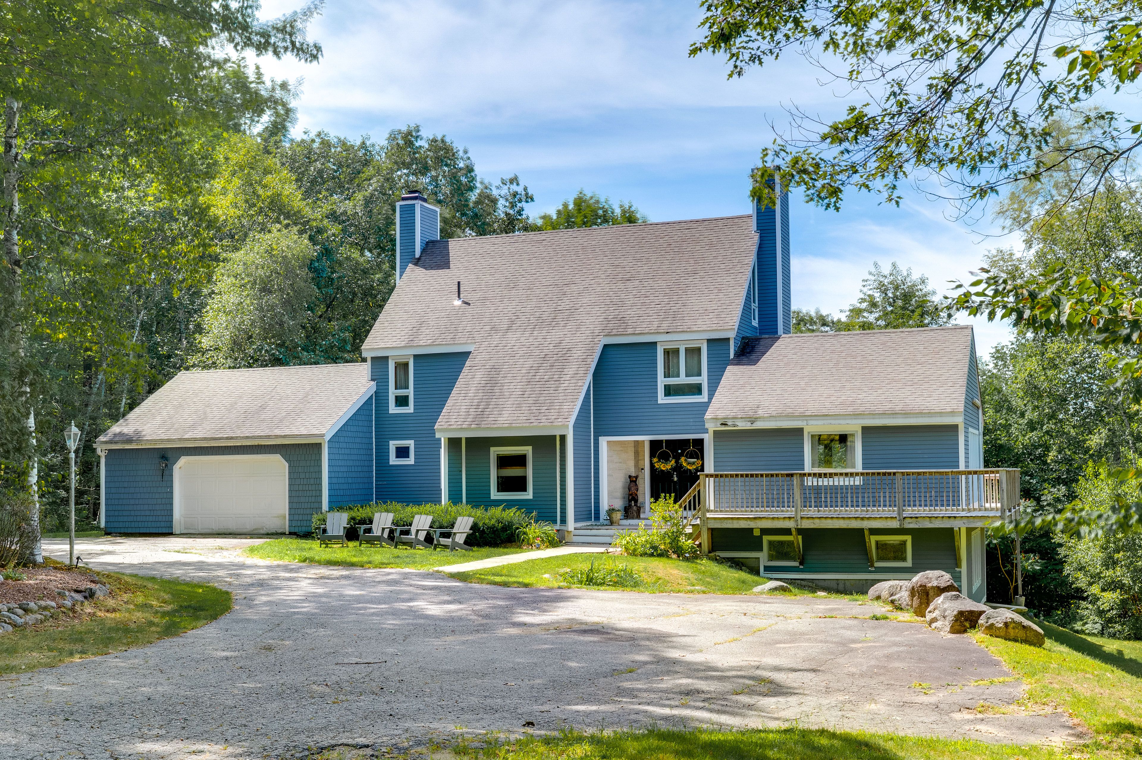 Campton Vacation Rental | 4BR | 3.5BA | 4,500 Sq Ft | Stairs Required