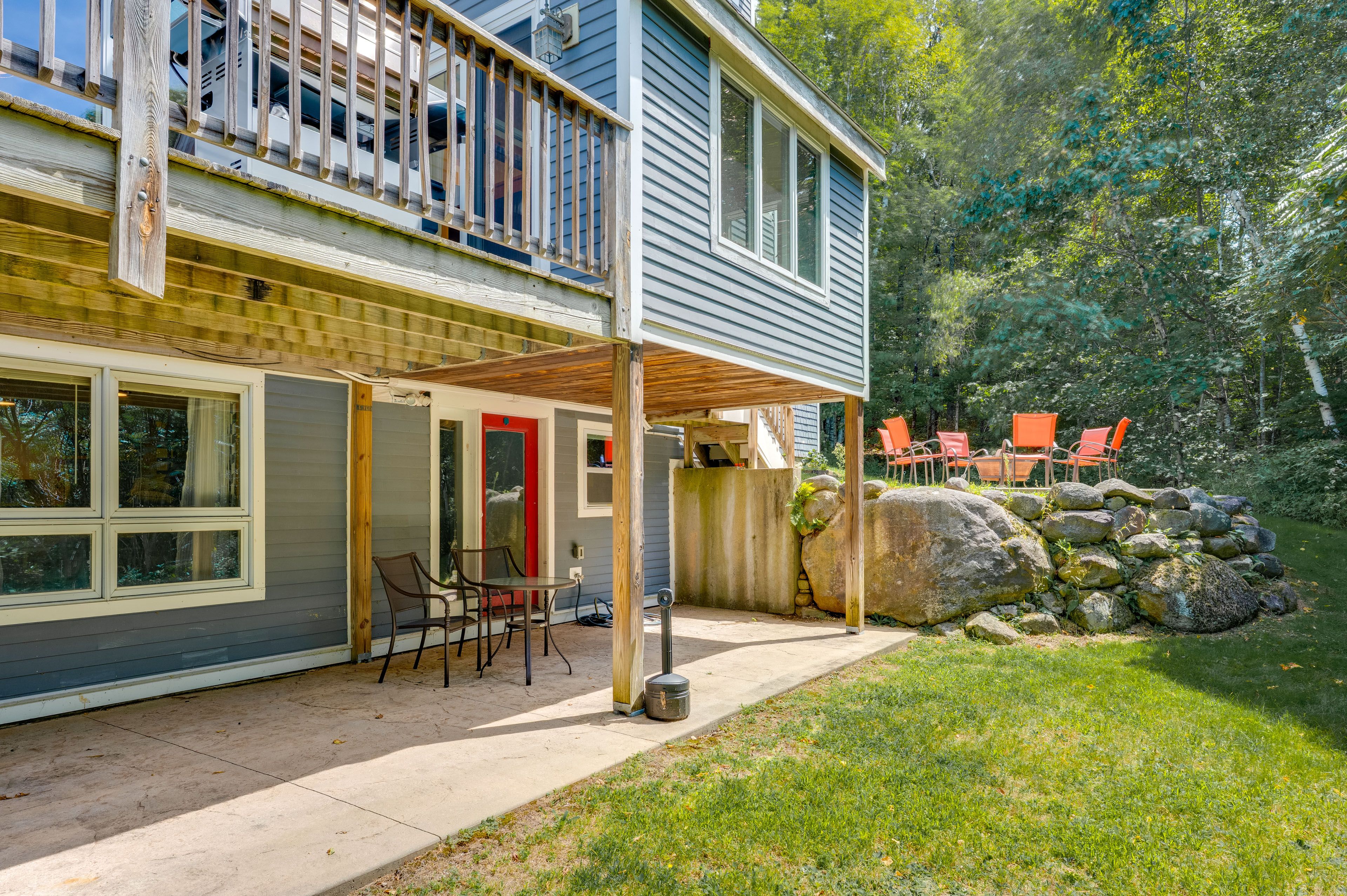 Patio | Outdoor Dining Area