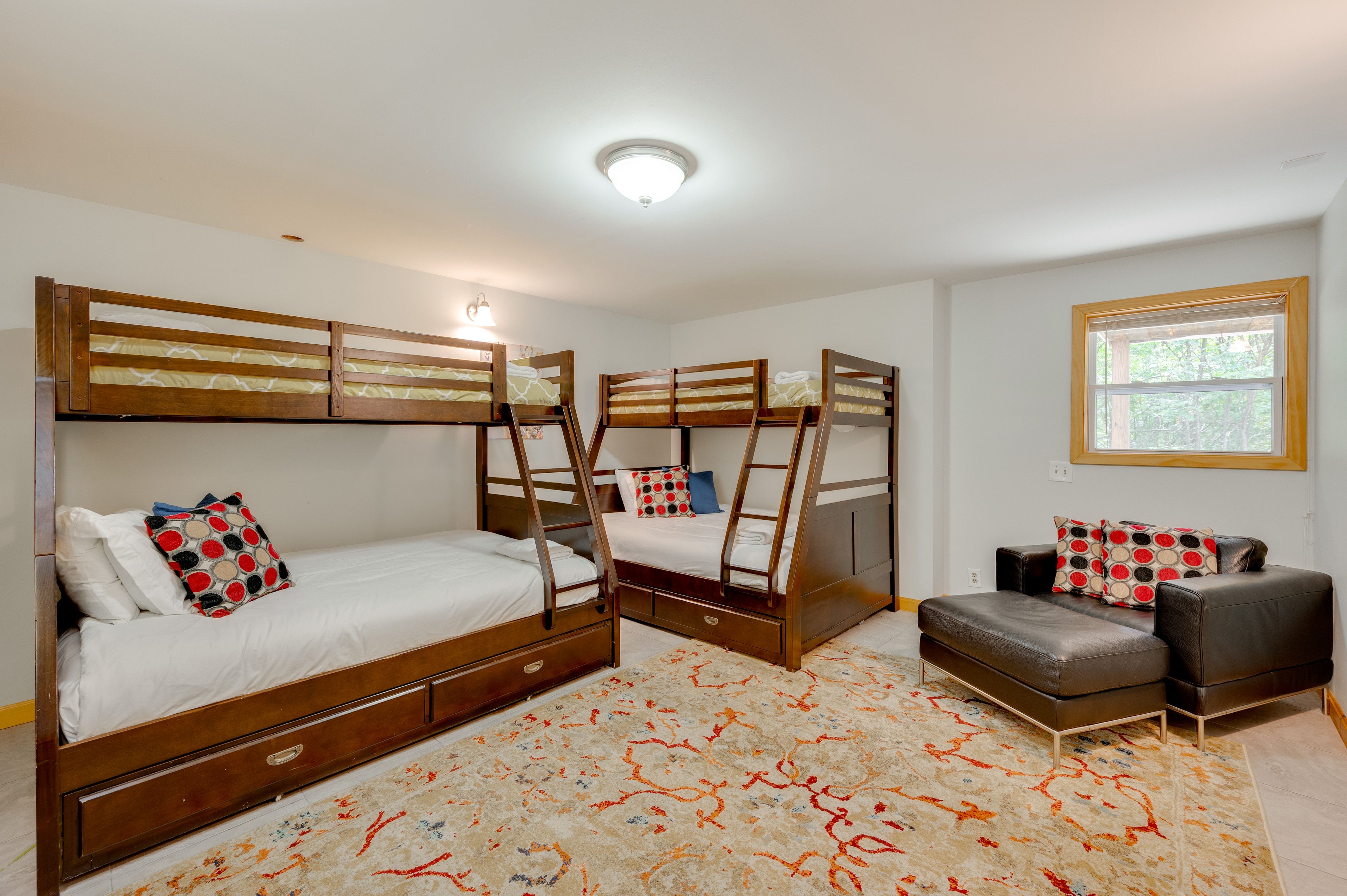 Bedroom 4 | Basement | 2 Twin/Full Bunk Beds