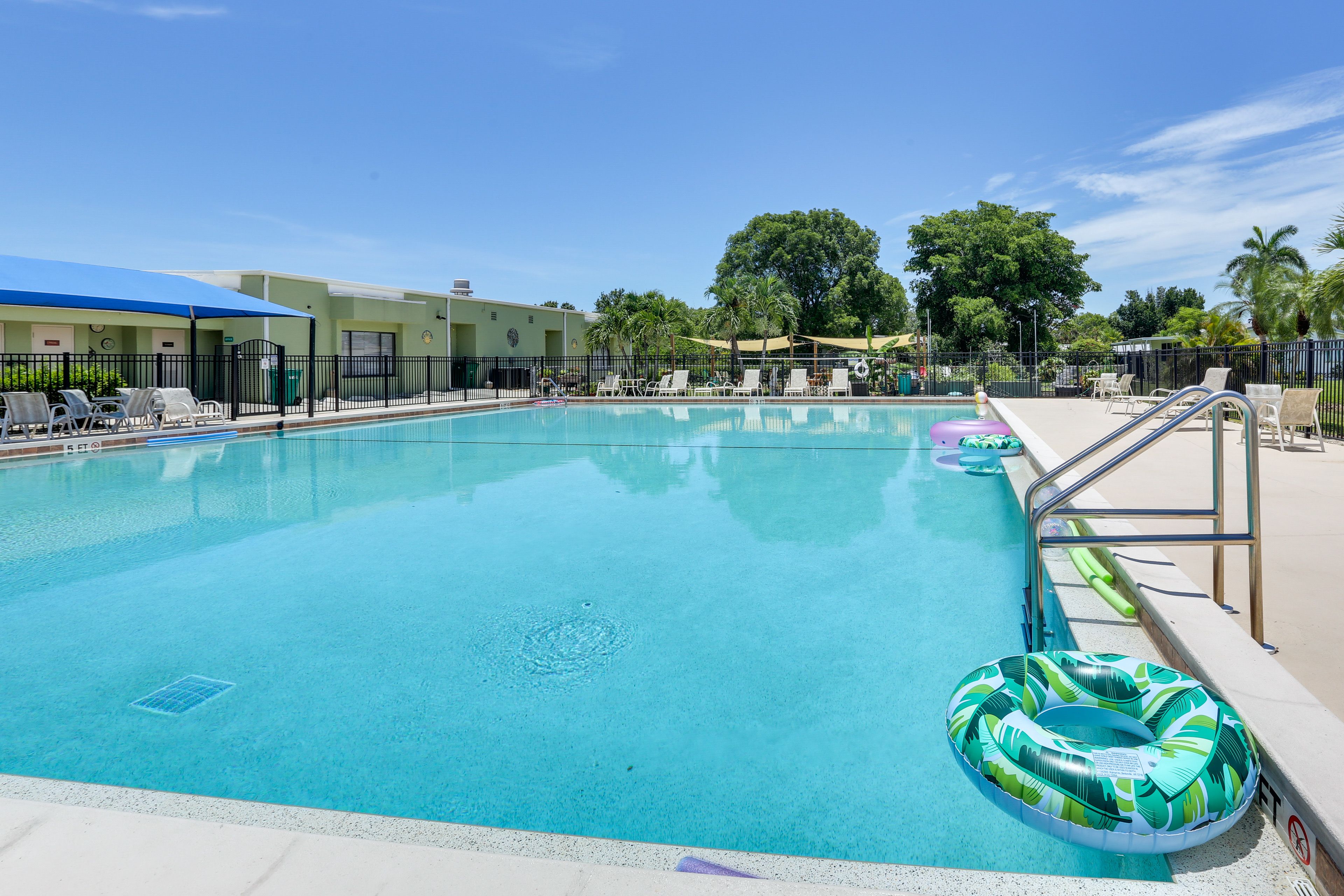 Naples Vacation Rental | 2BR | 2BA | 1,500 Sq Ft | 3 Steps to Enter