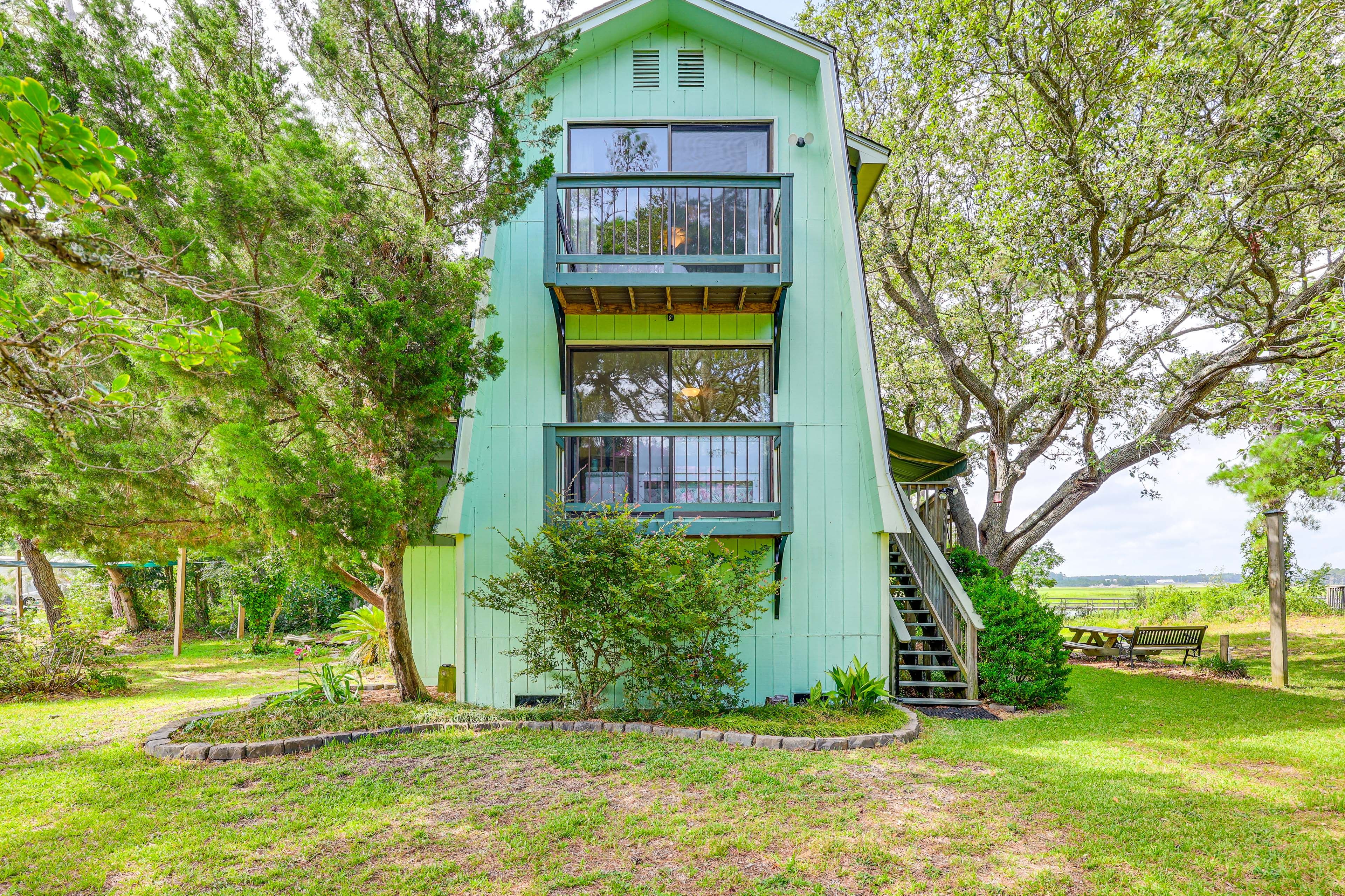 Home Exterior | Intracoastal Waterway Views