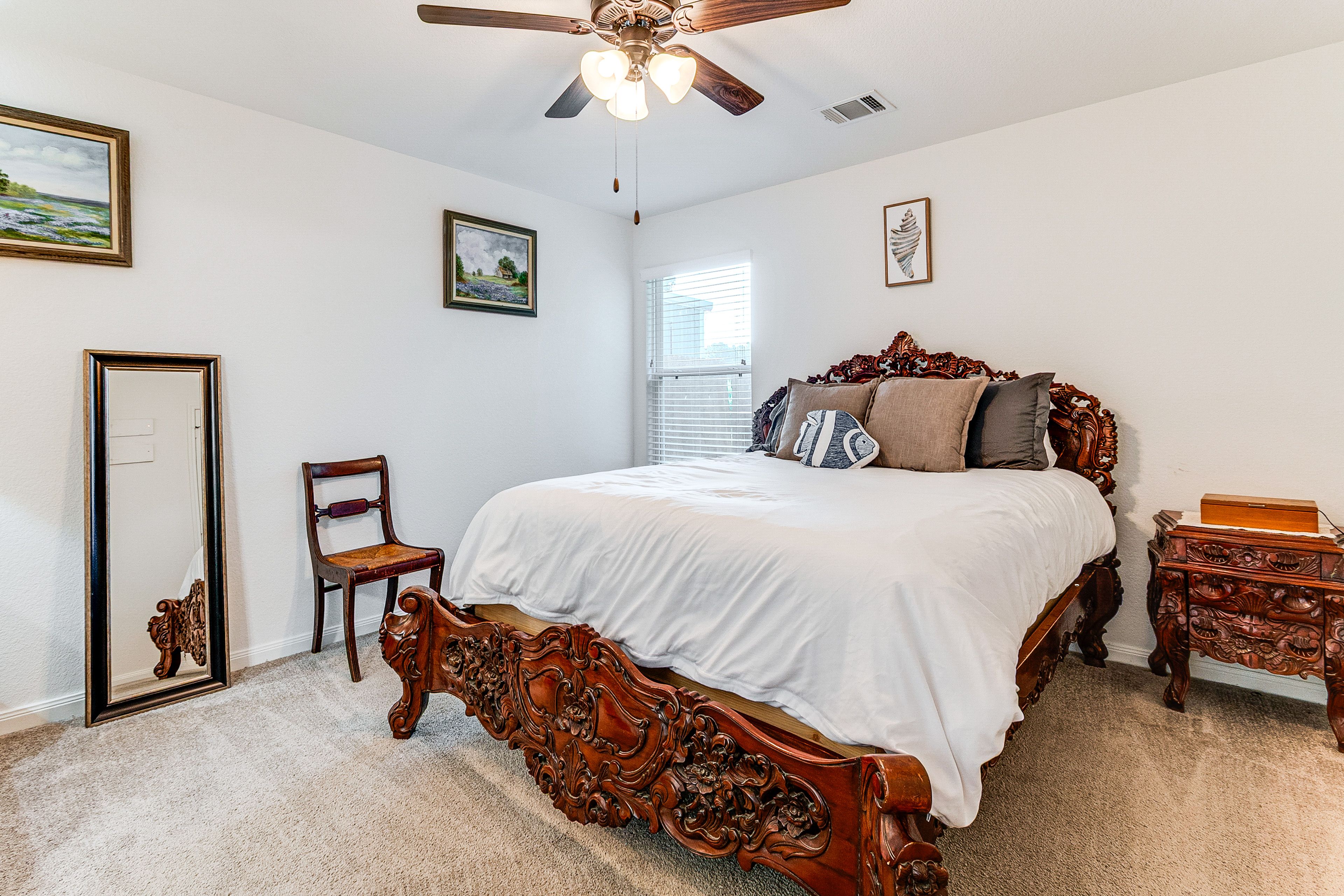Bedroom 1 | Queen Bed | Linens Provided