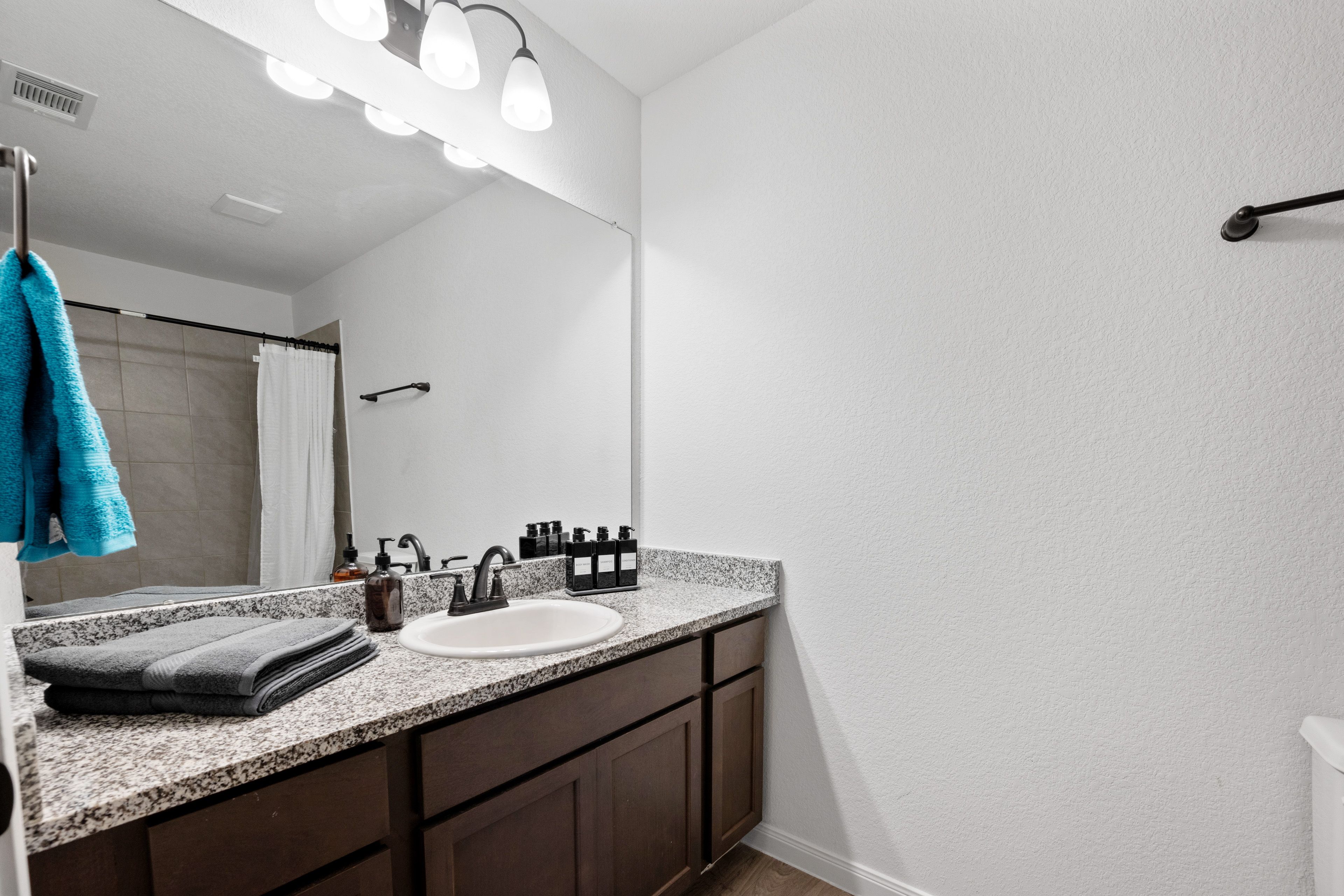 Bathroom | Towels Provided