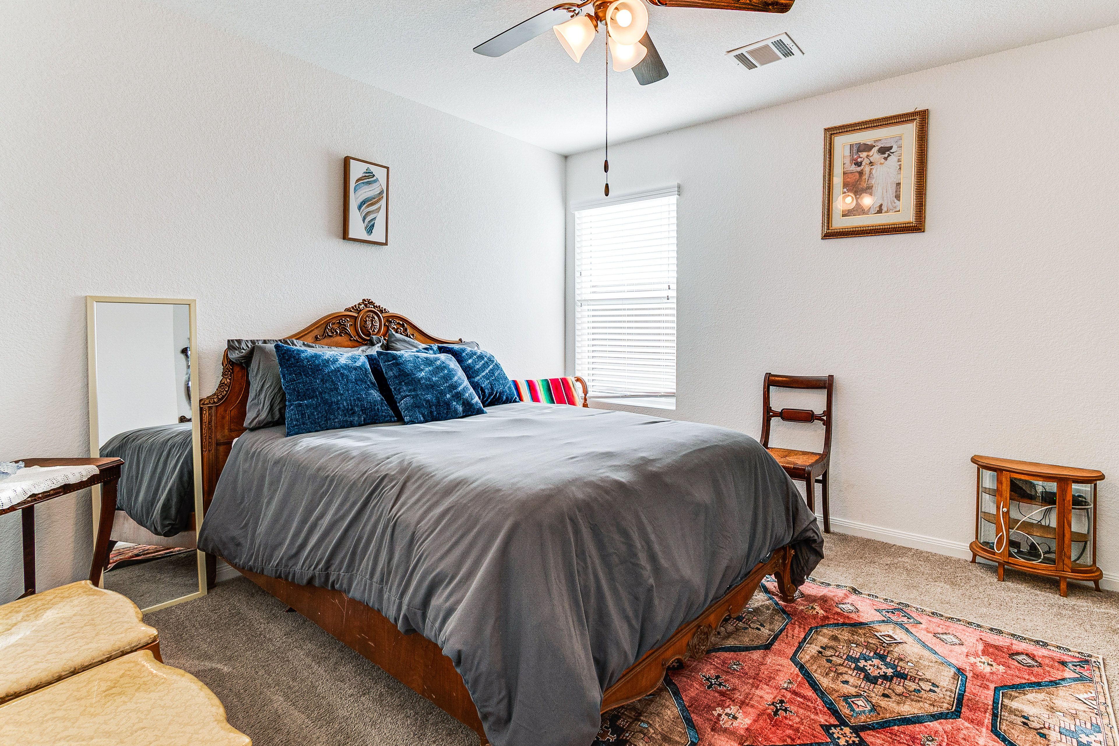 Bedroom 2 | Queen Bed