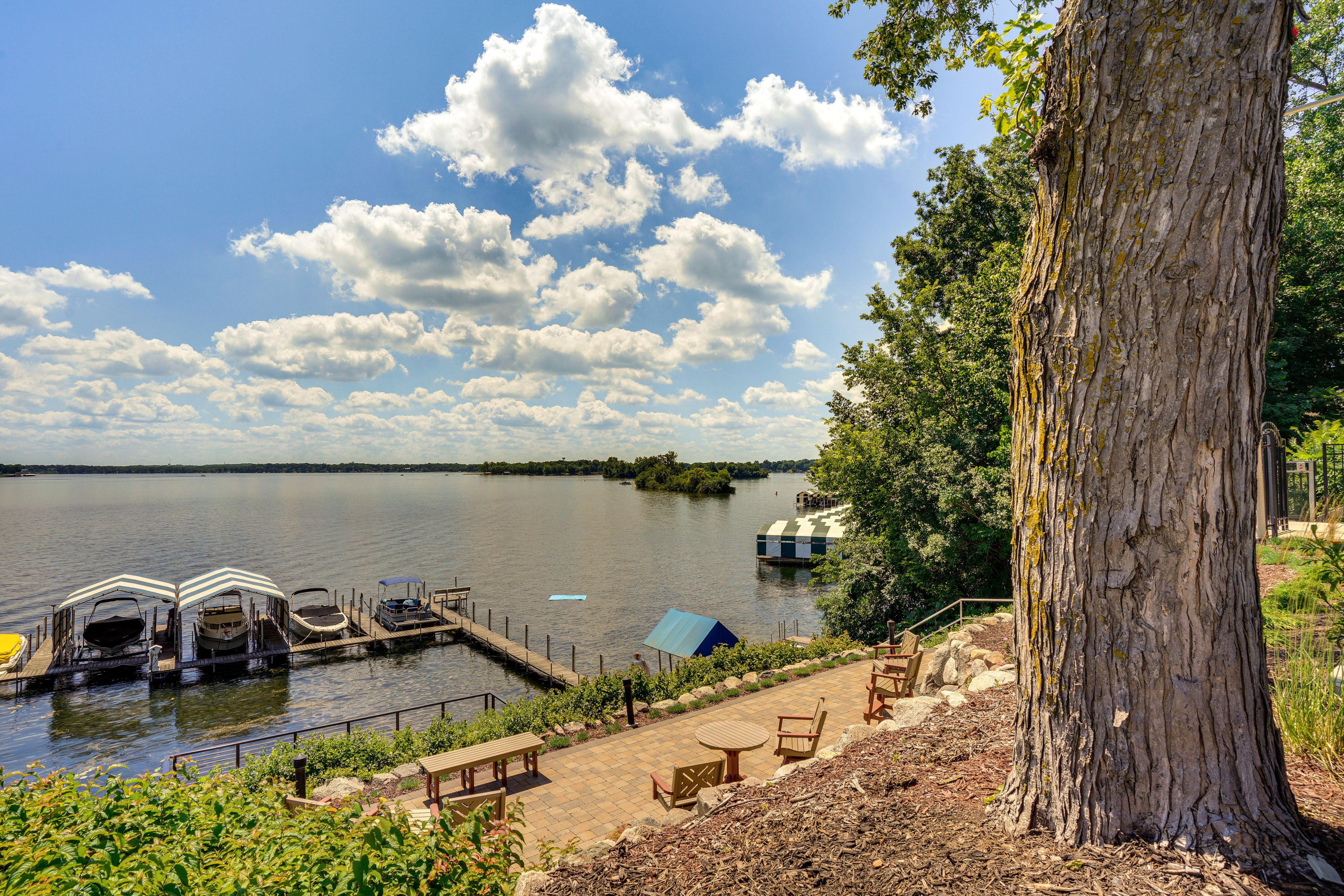 Mound Vacation Rental | 2BR | 1BA | 1,000 Sq Ft | Stairs Required