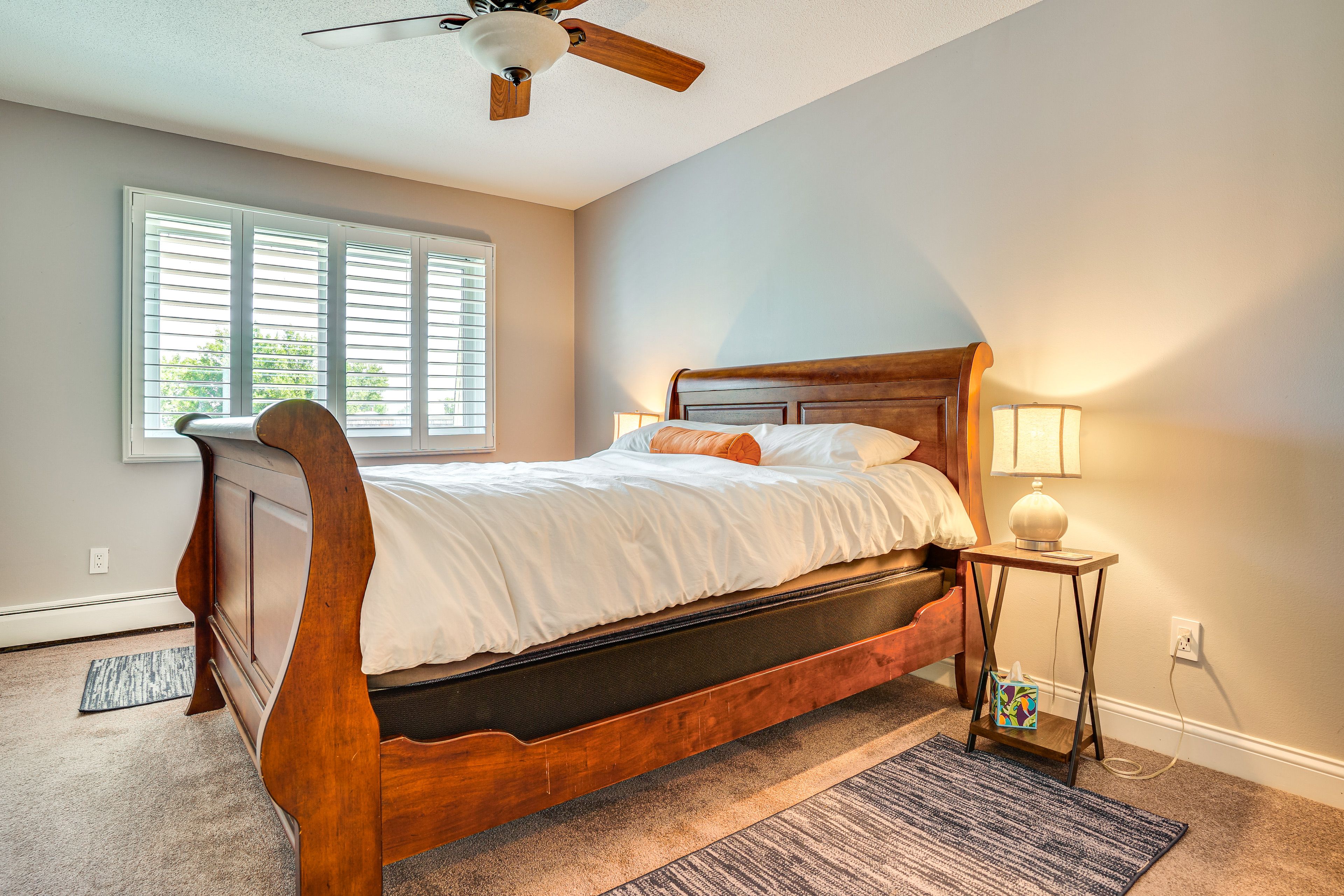 Bedroom 1 | King Bed | Smart TV