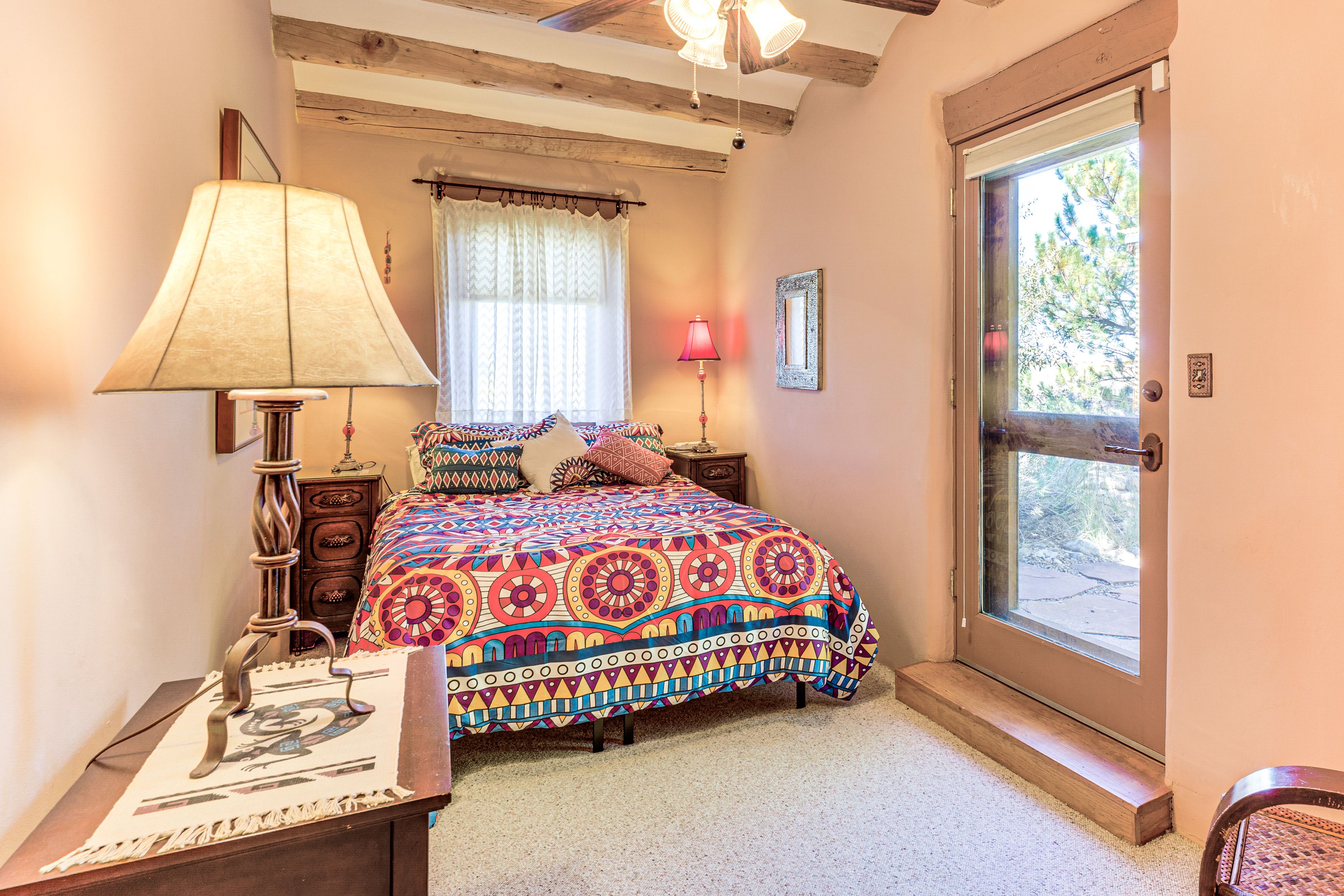 Bedroom 2 | Queen Bed